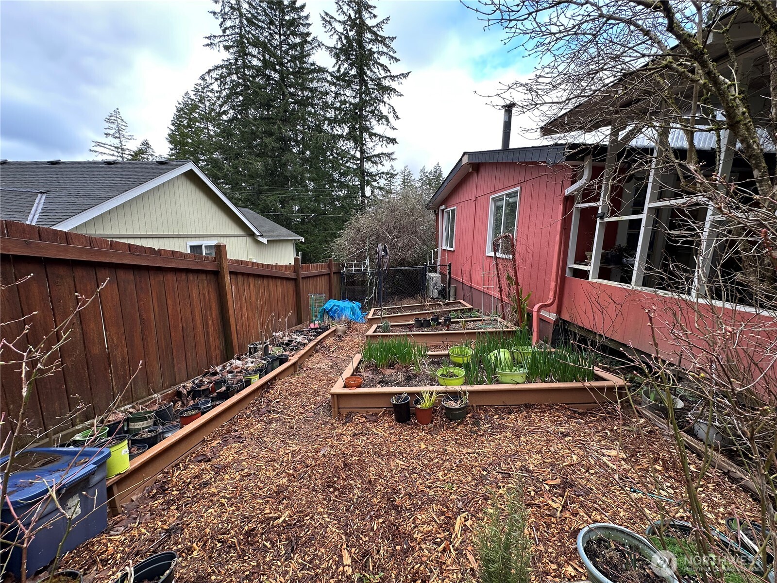 2441 Crestridge Drive Property Photo 19