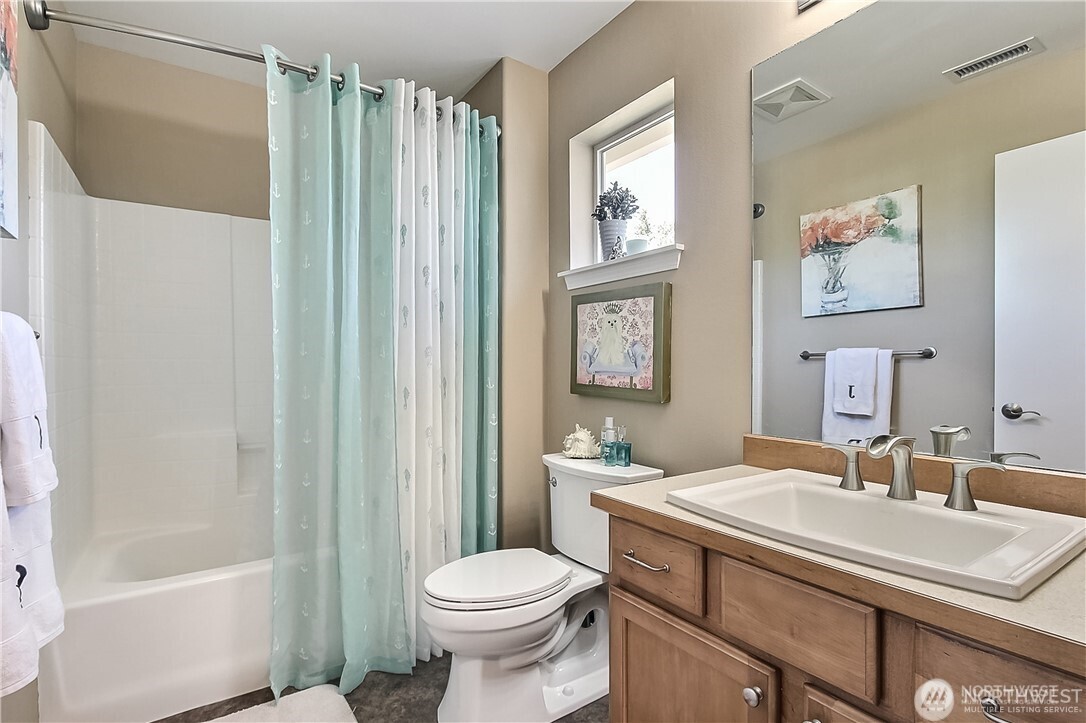 2742 Mcneil Street Property Photo 20