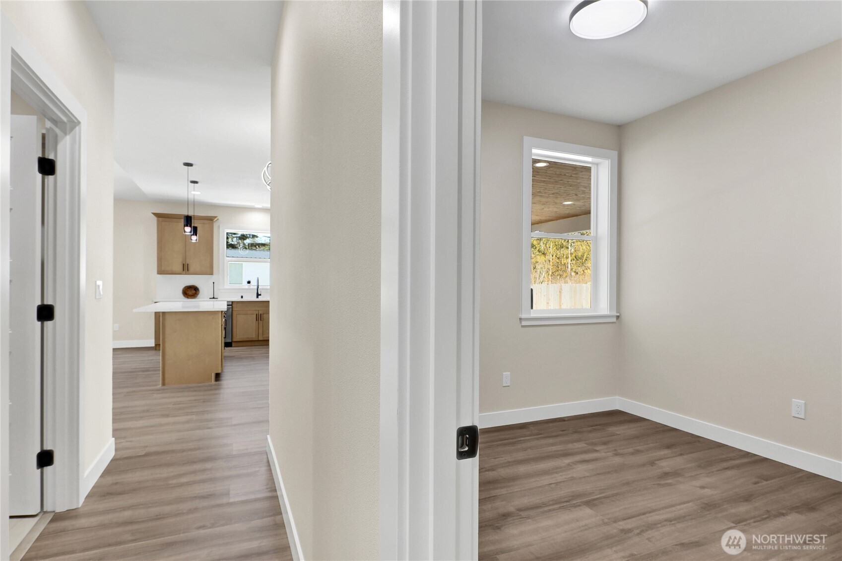 8659 Golden Valley Drive Property Photo 17