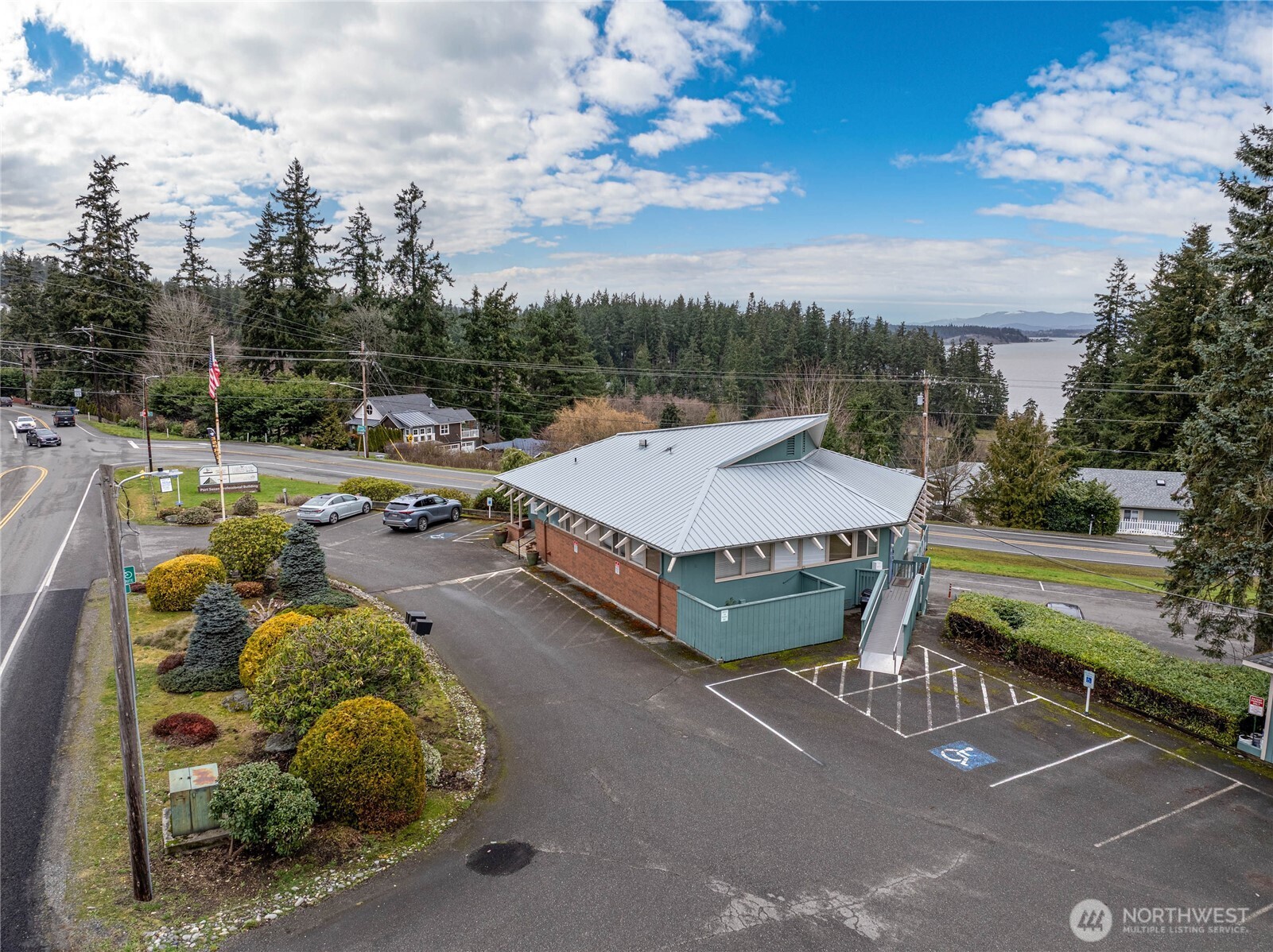 1283 Elger Bay Road Property Photo 5