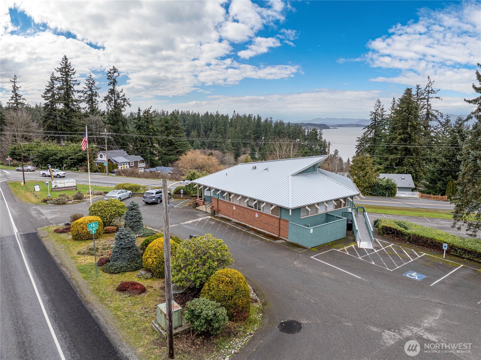1283 Elger Bay Road Property Photo 12