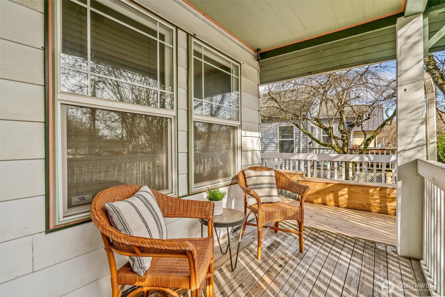 1212 S Donovan Street Property Photo 4