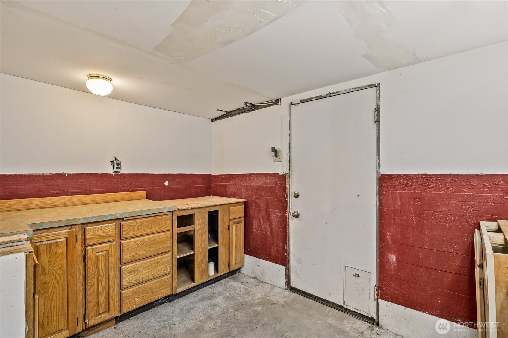1212 S Donovan Street Property Photo 18