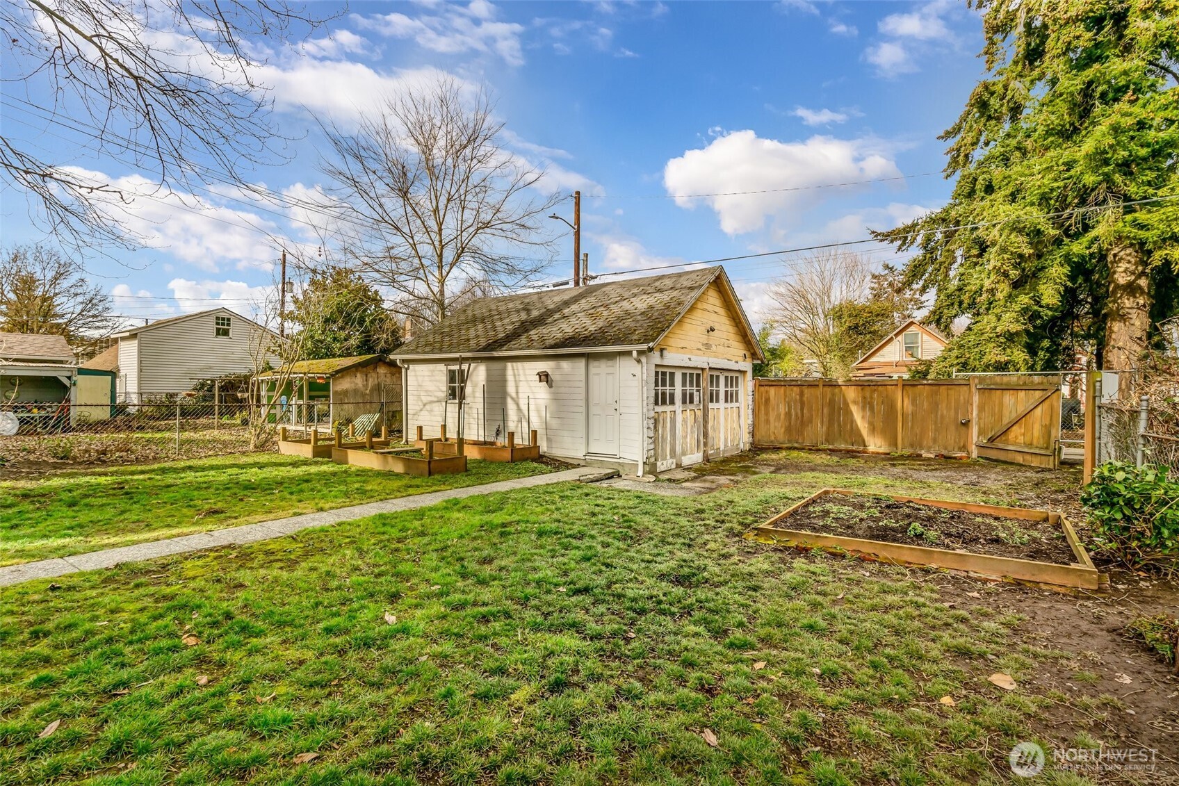 1212 S Donovan Street Property Photo 25