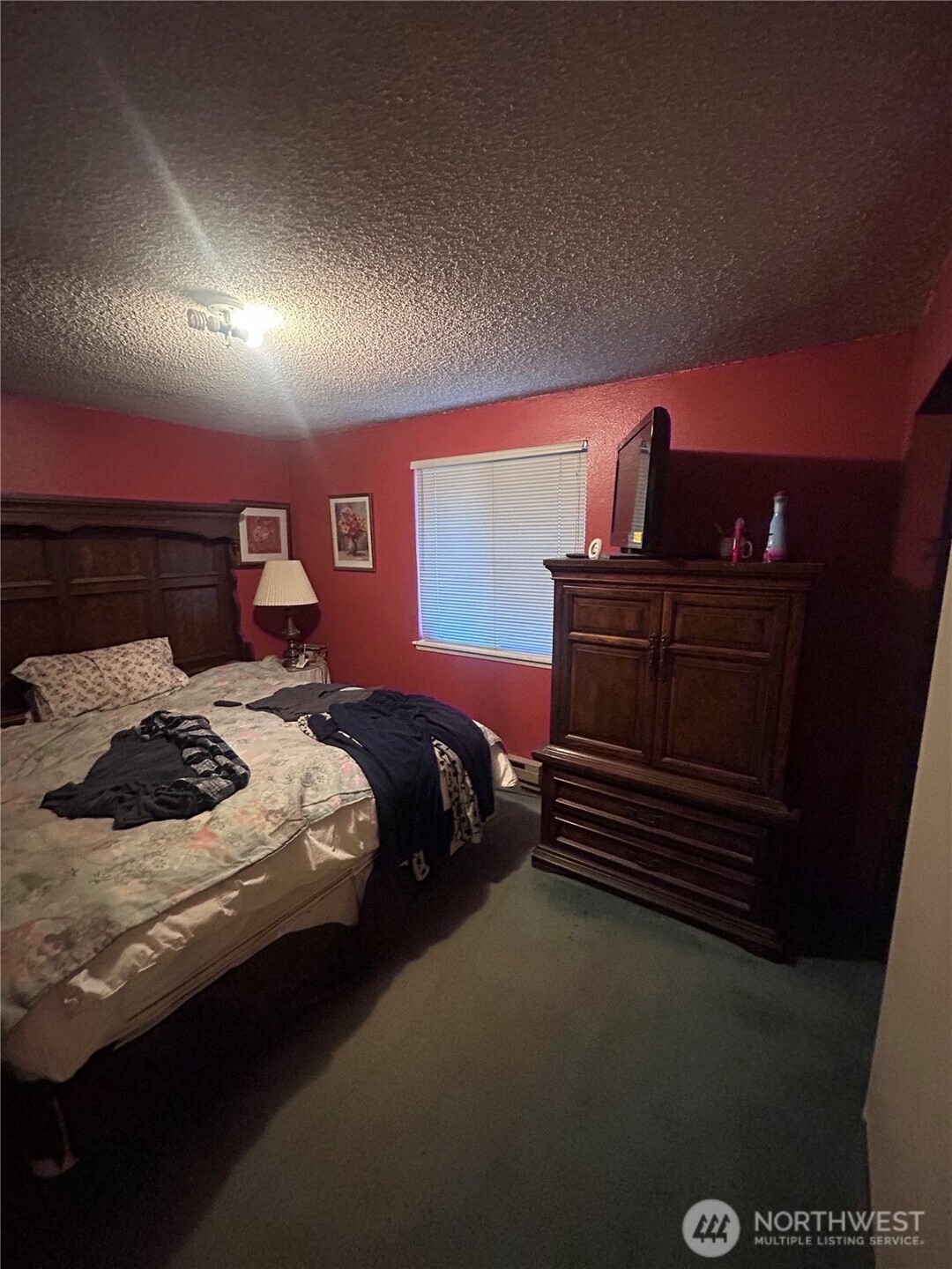 9025 E Property Photo 2