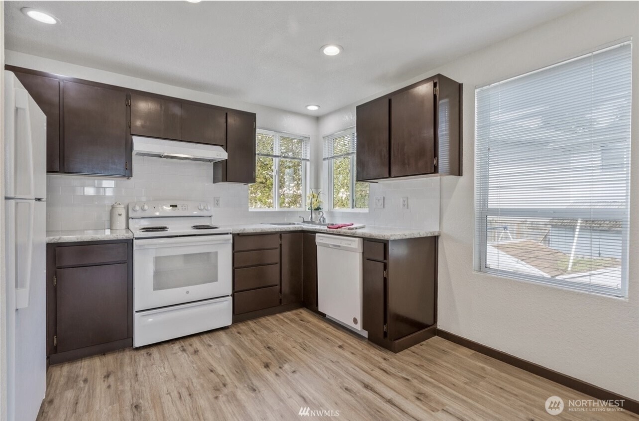 2503 Euclid Avenue Property Photo 8