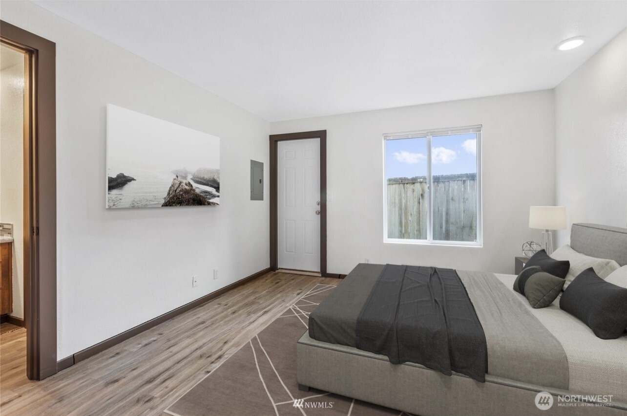 2503 Euclid Avenue Property Photo 13