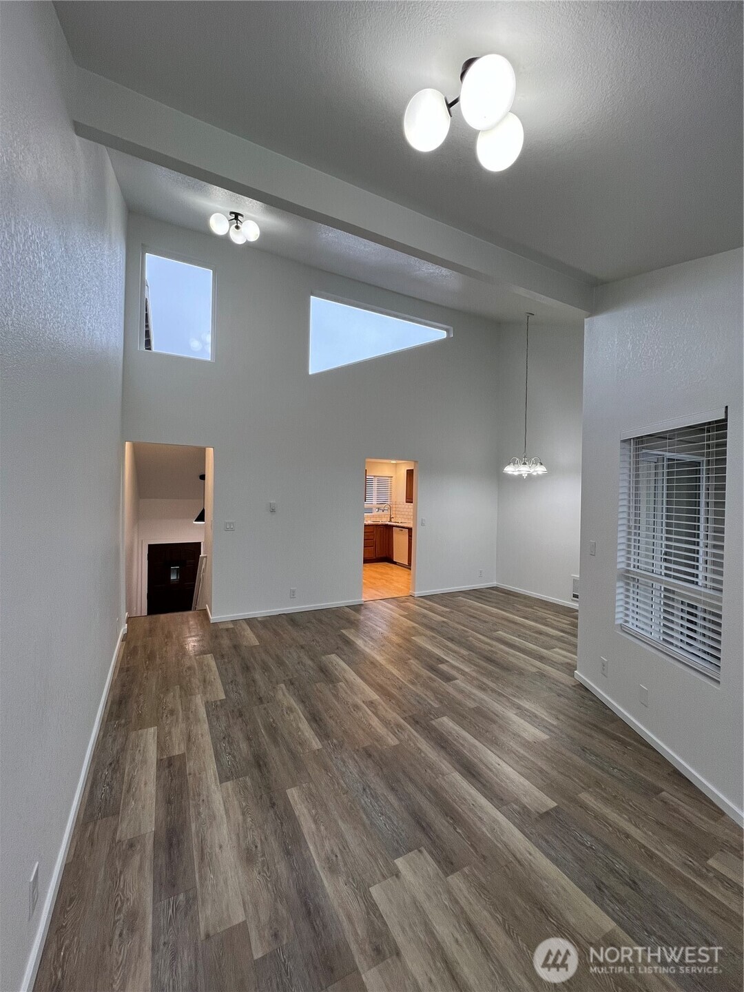 2503 Euclid Avenue Property Photo 20