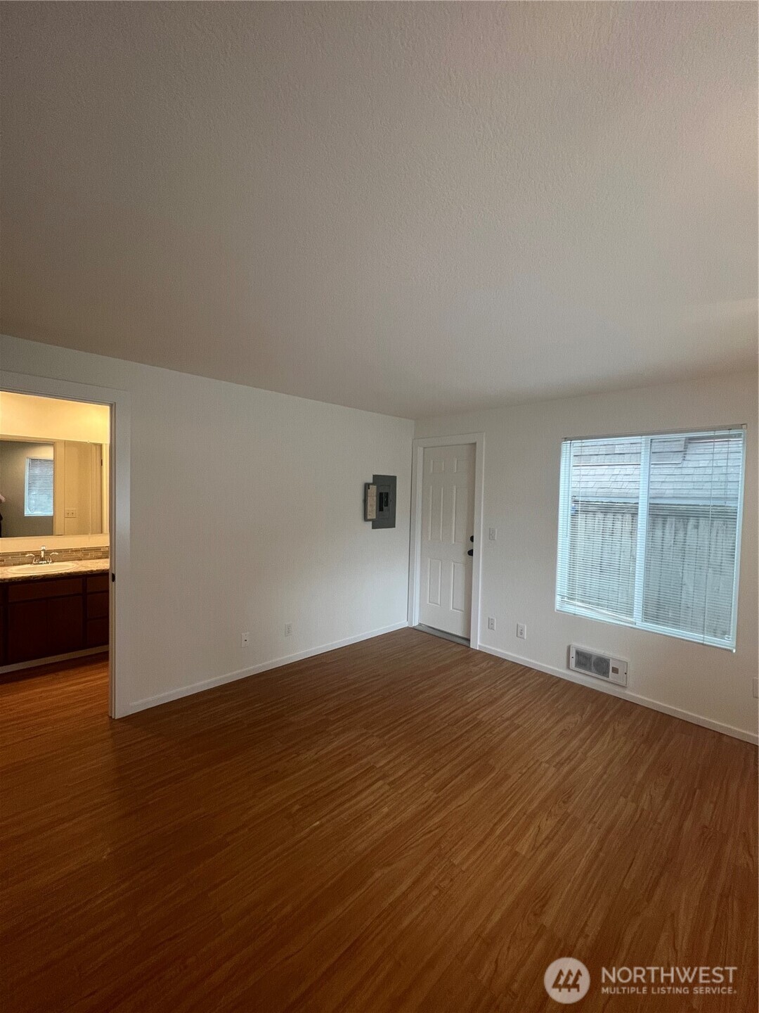2503 Euclid Avenue Property Photo 37