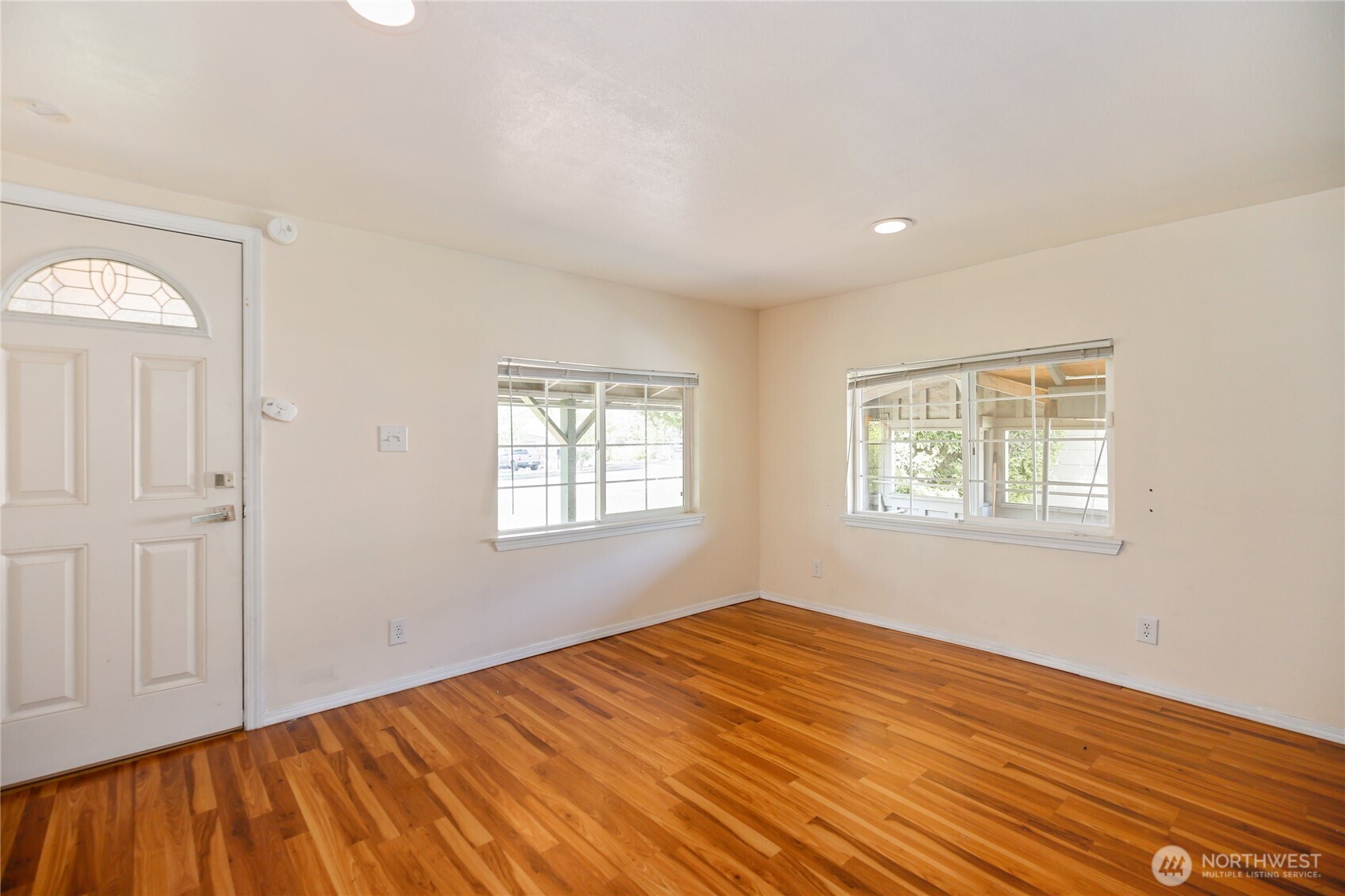 1314 N Callow Avenue Property Photo 3