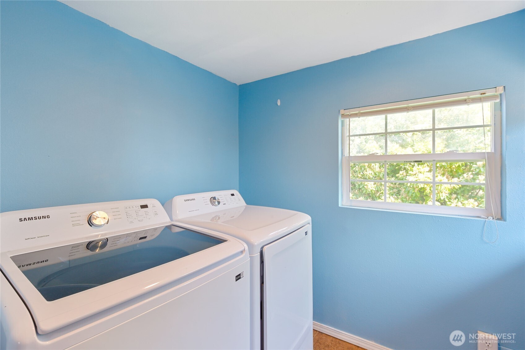 1314 N Callow Avenue Property Photo 10