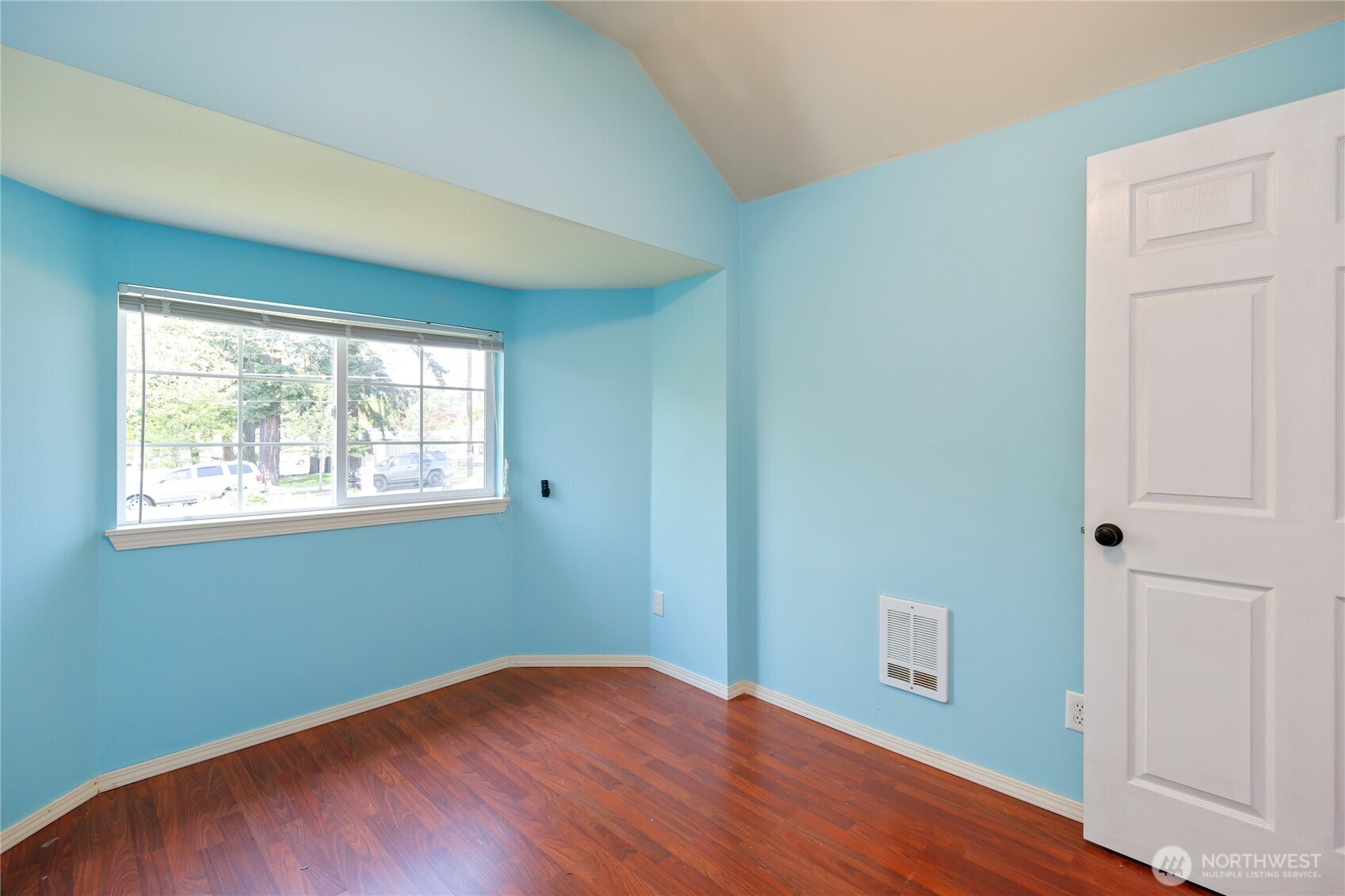 1314 N Callow Avenue Property Photo 18
