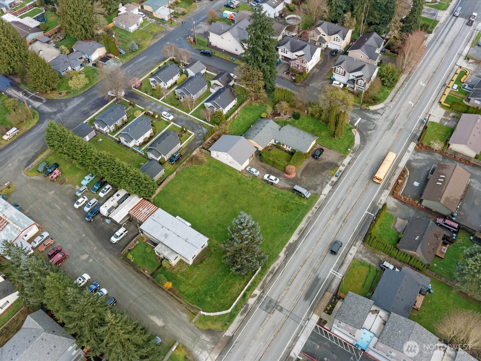 17 Xxx W Main St Property Photo 2