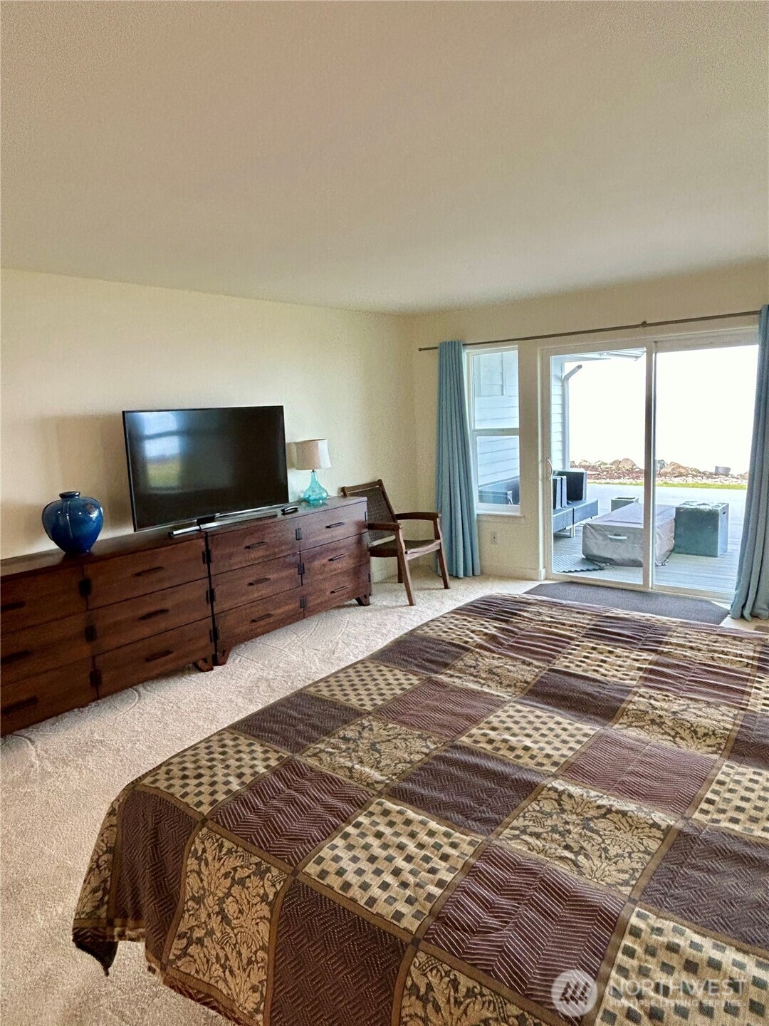 922 Claire Court Property Photo 15