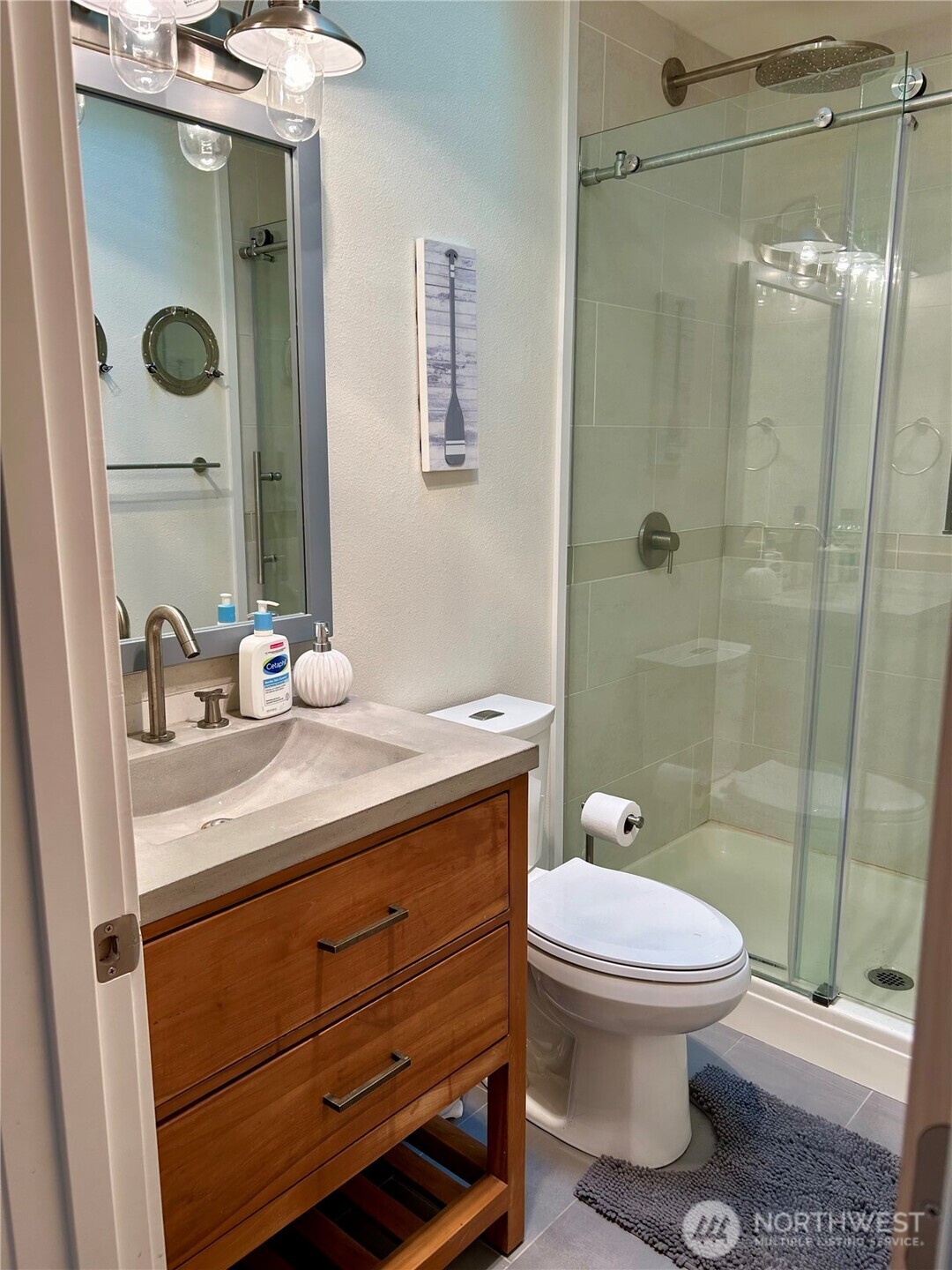 922 Claire Court Property Photo 27
