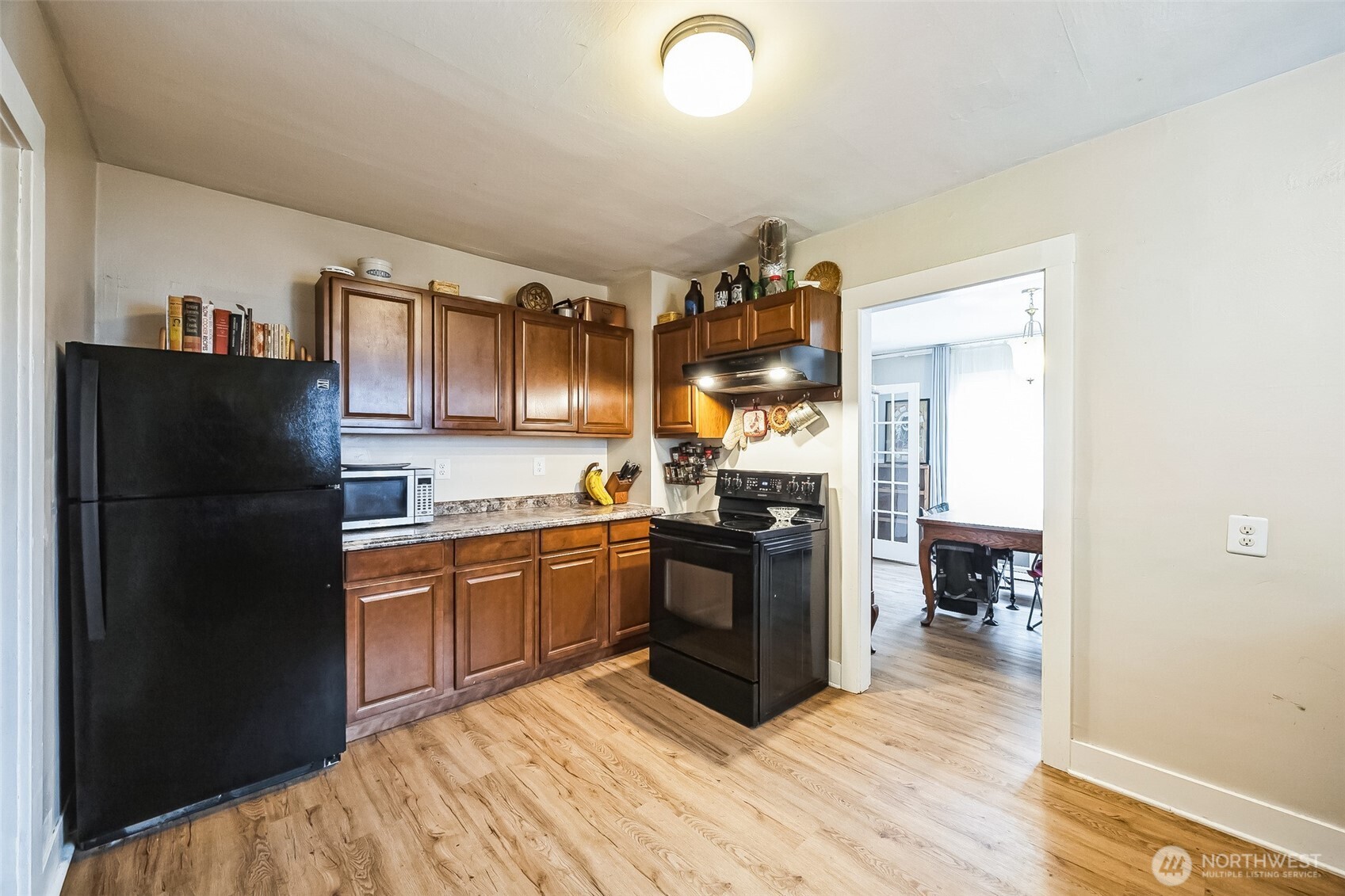 213 N K Street Property Photo 11