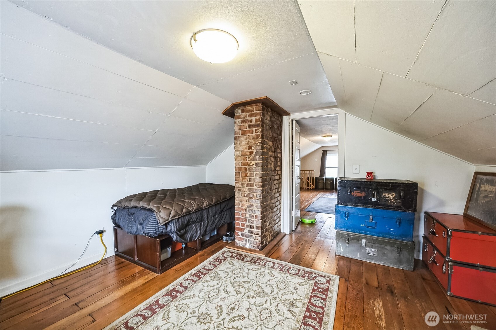 213 N K Street Property Photo 25