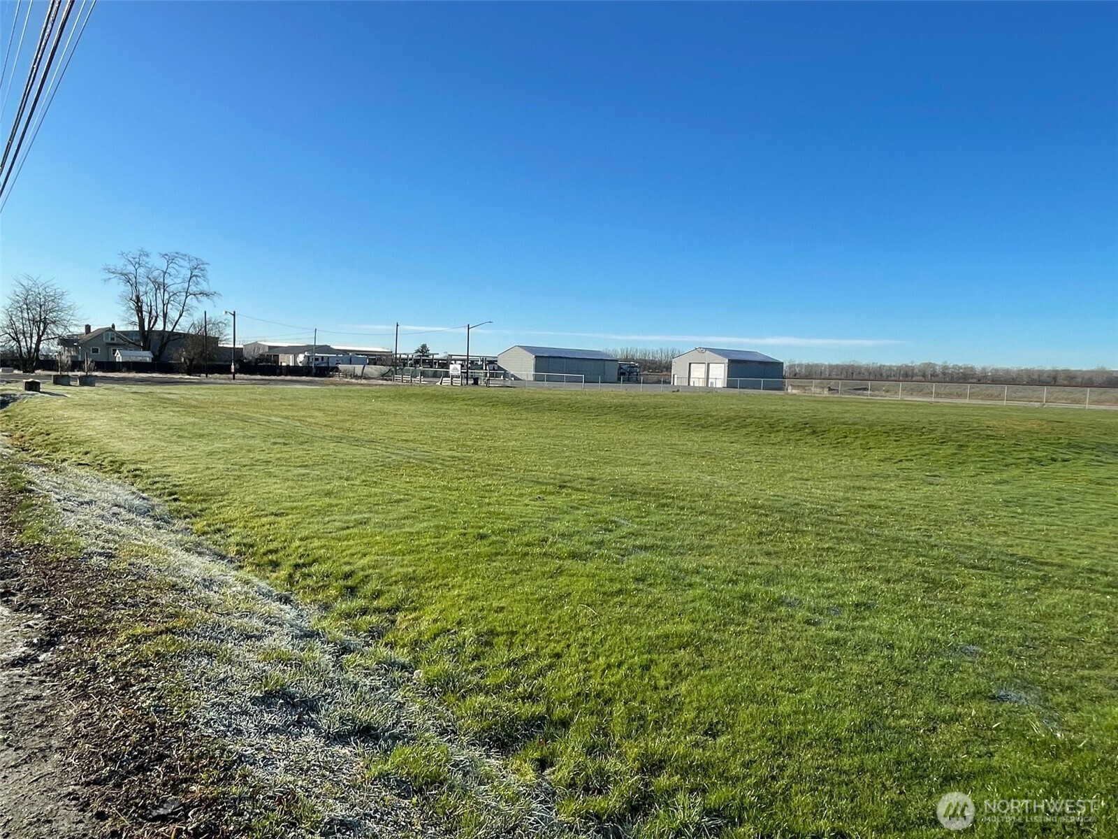 3823 Old Highway 99 South Road Property Photo
