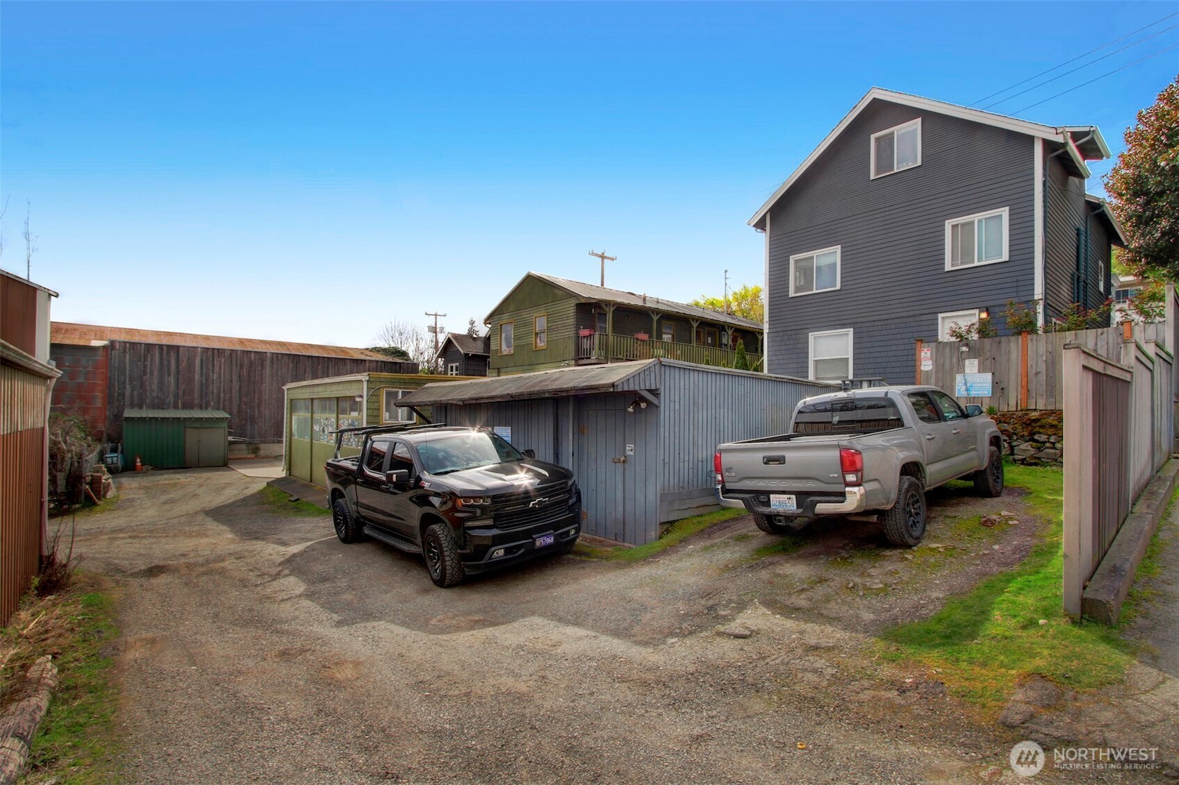 634 W Nickerson Street Property Photo 12