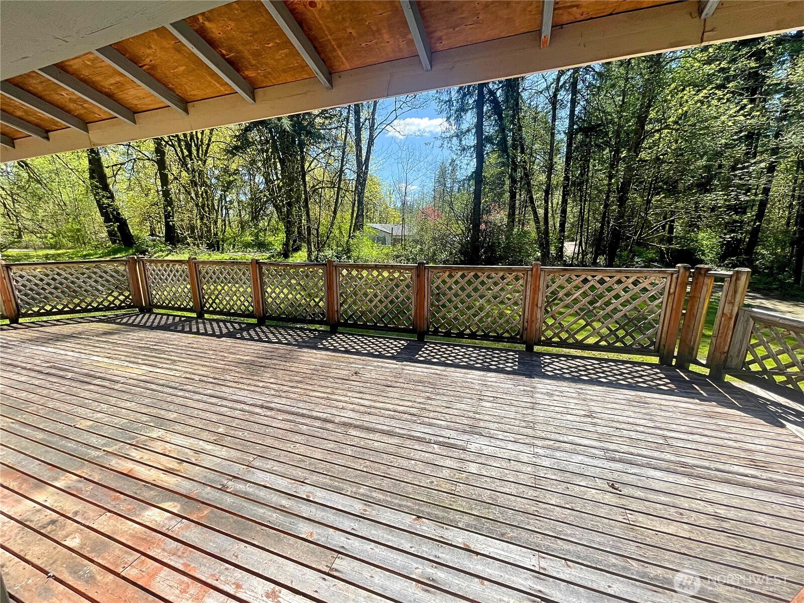 7116 Comanche Lane Property Photo 3