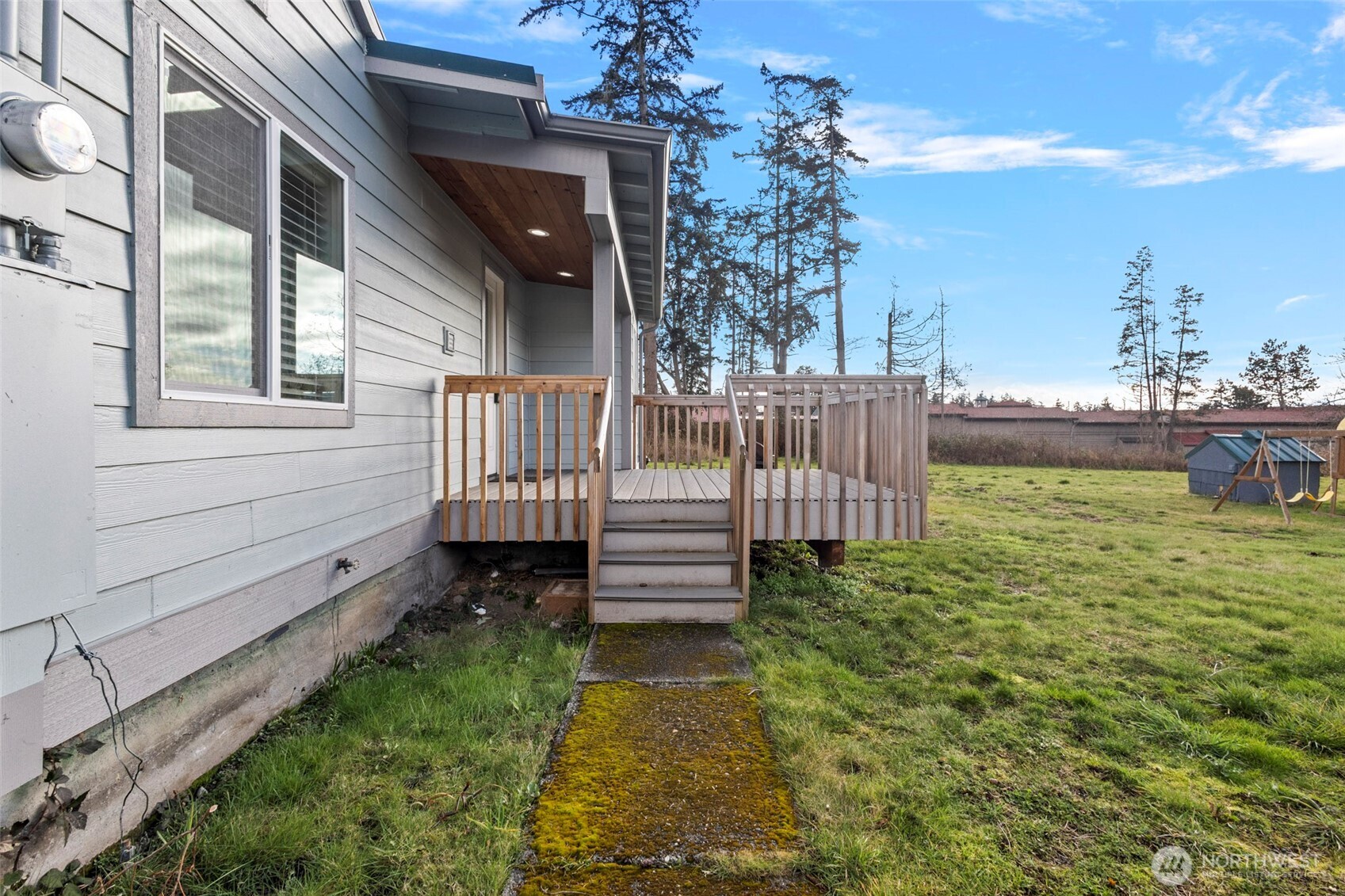 541 Easy Street Property Photo 19