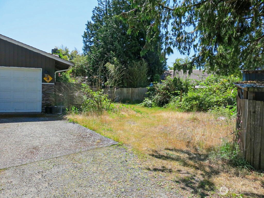 3440 Emma Road Property Photo 3