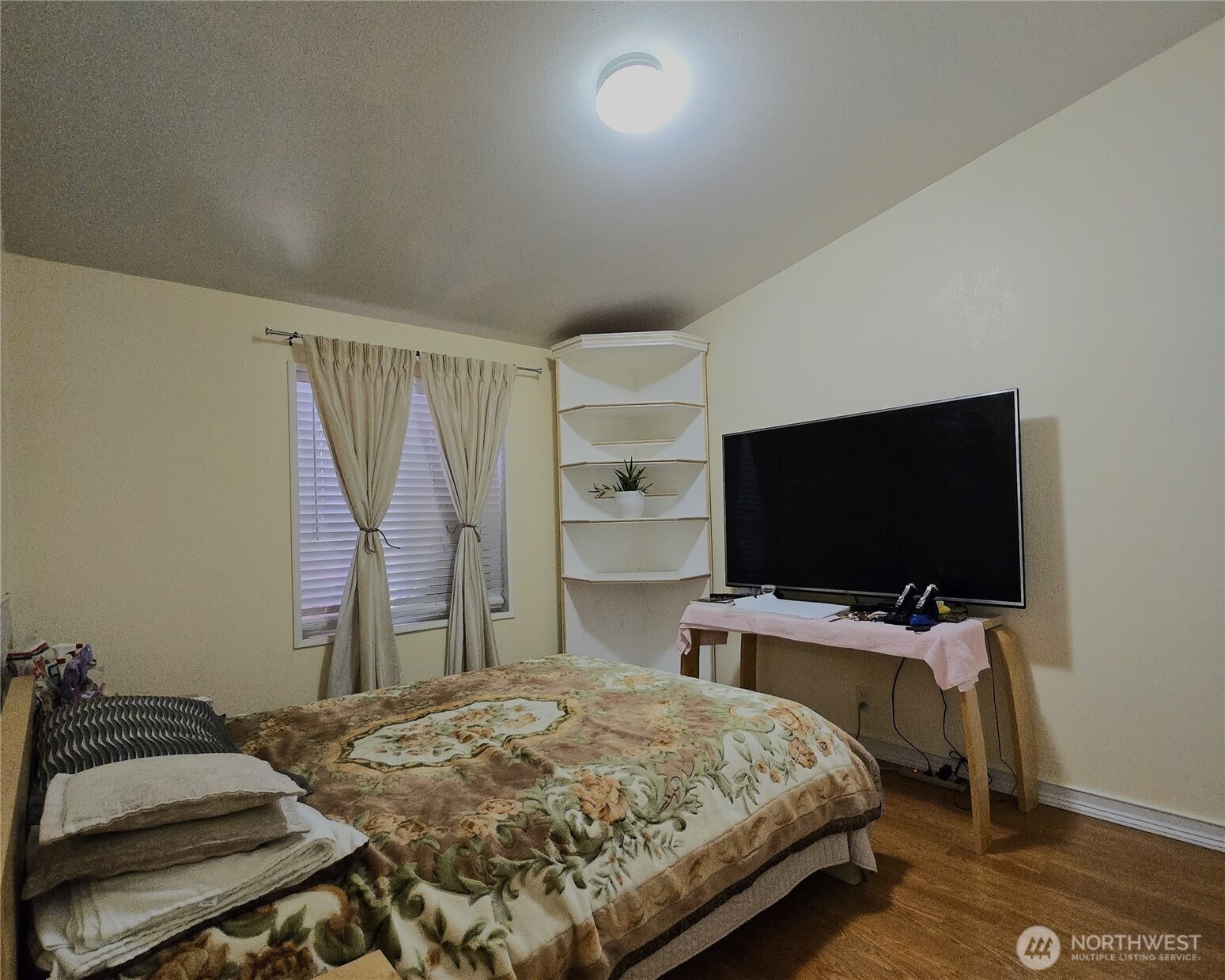 28212 Old 99 Property Photo 18