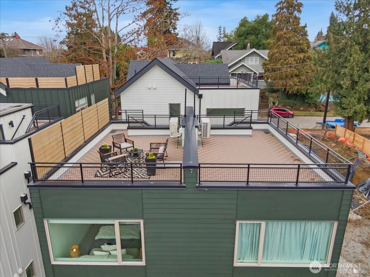 3205 A 37th Place 3205a Property Photo 17