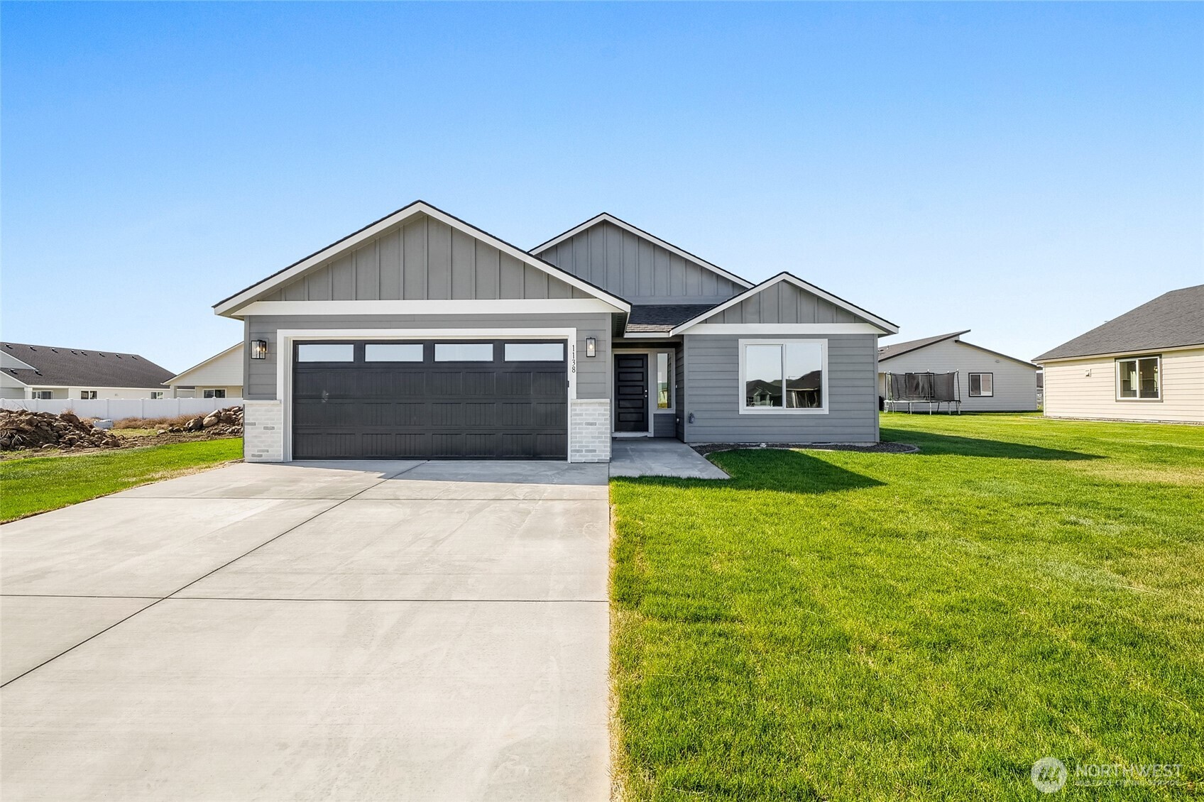 1138 8th Avenue Property Photo 1