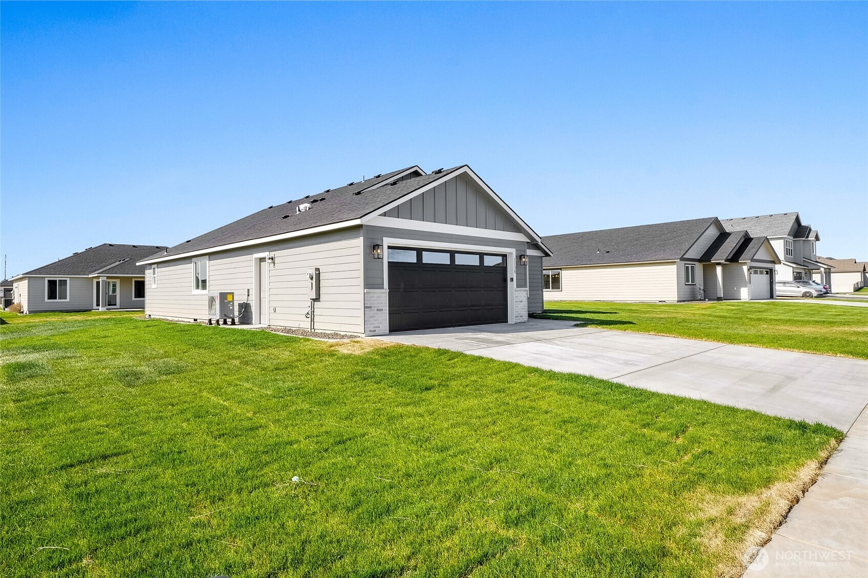 1138 8th Avenue Property Photo 3