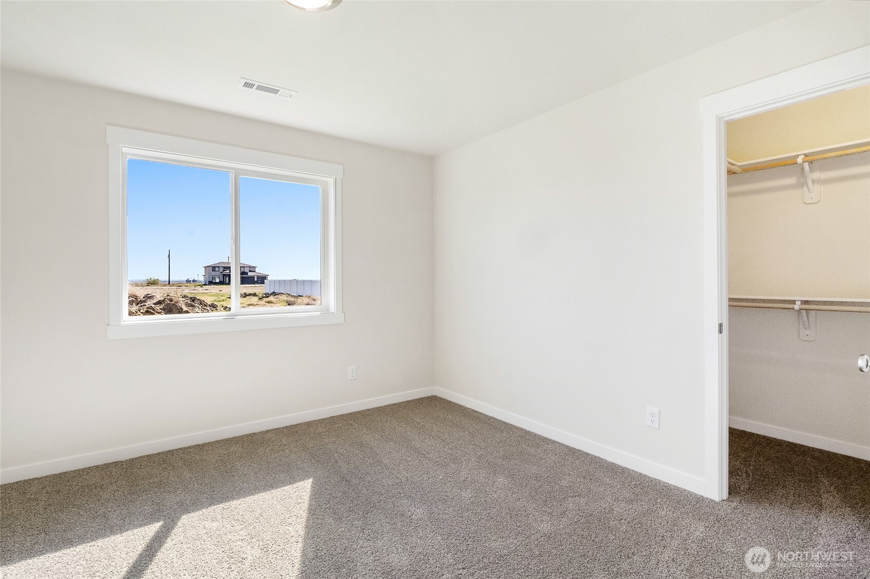 1138 8th Avenue Property Photo 21