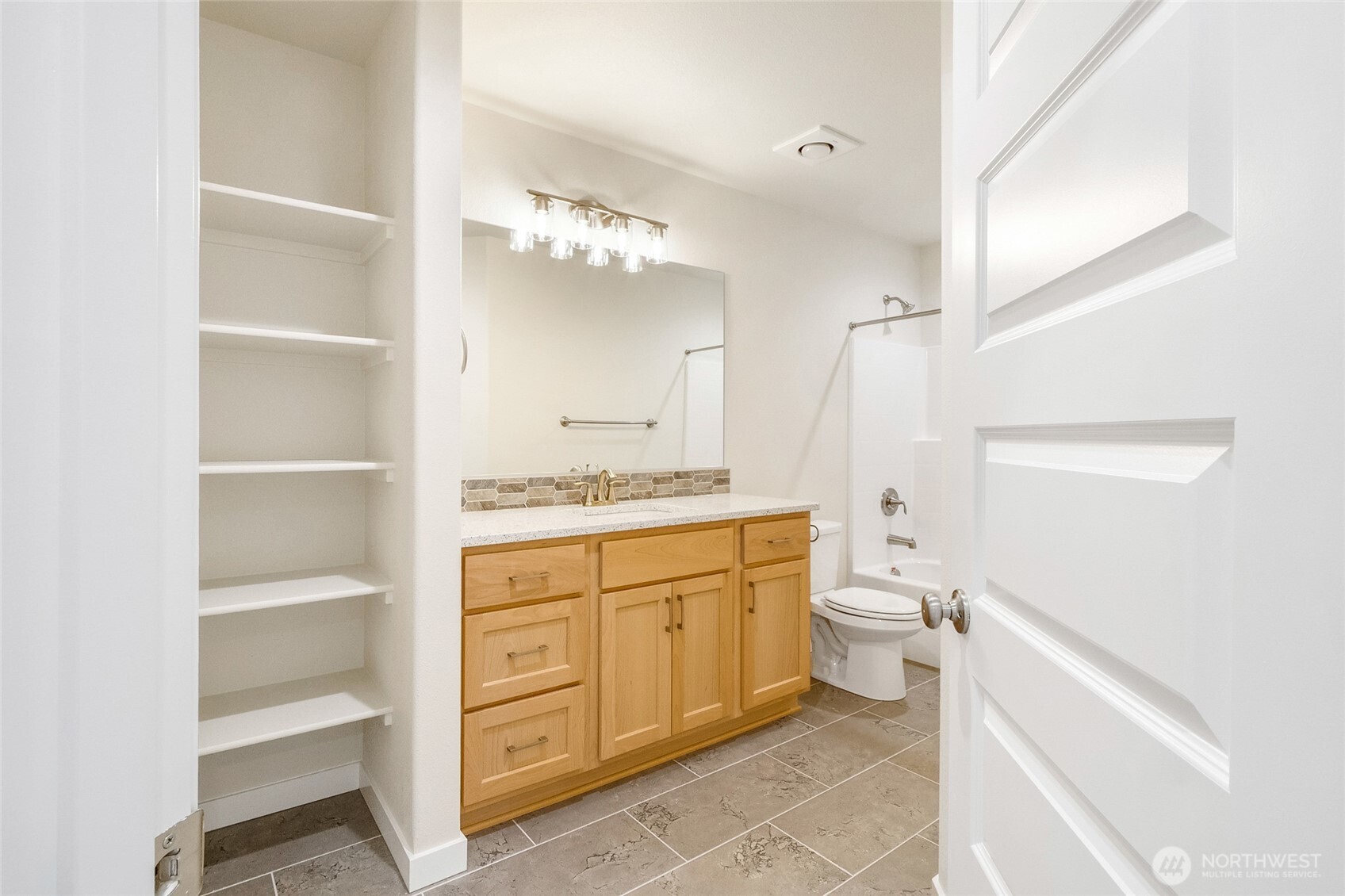 1138 8th Avenue Property Photo 22