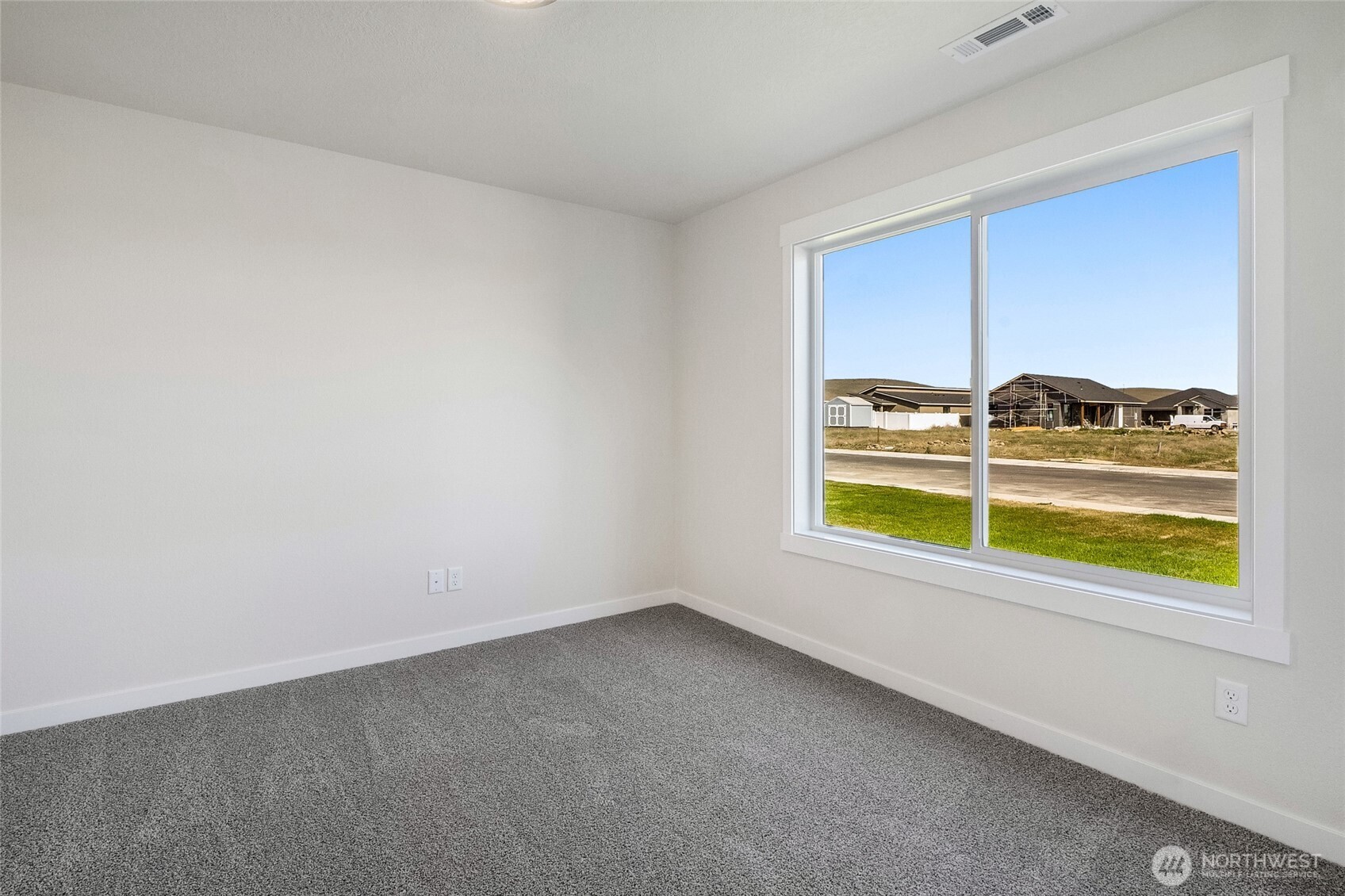 1138 8th Avenue Property Photo 24