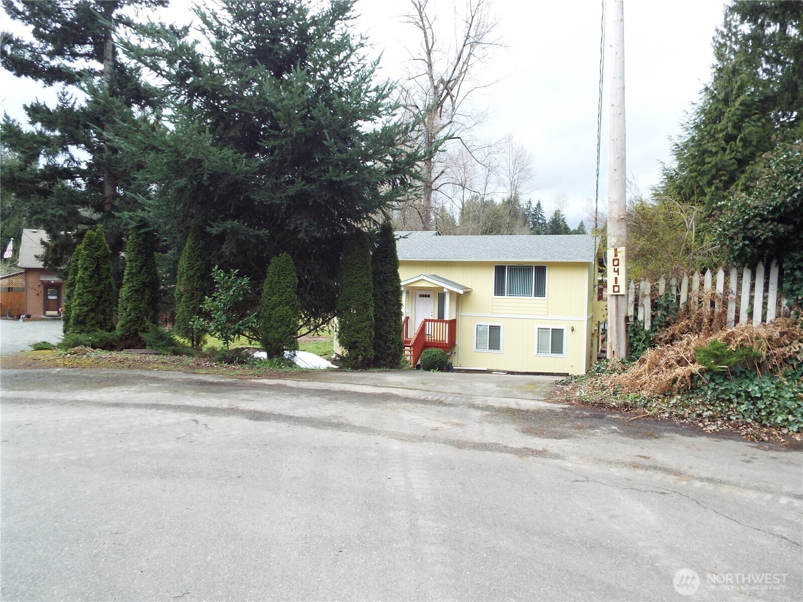 10410 206th Avenue Property Photo 1