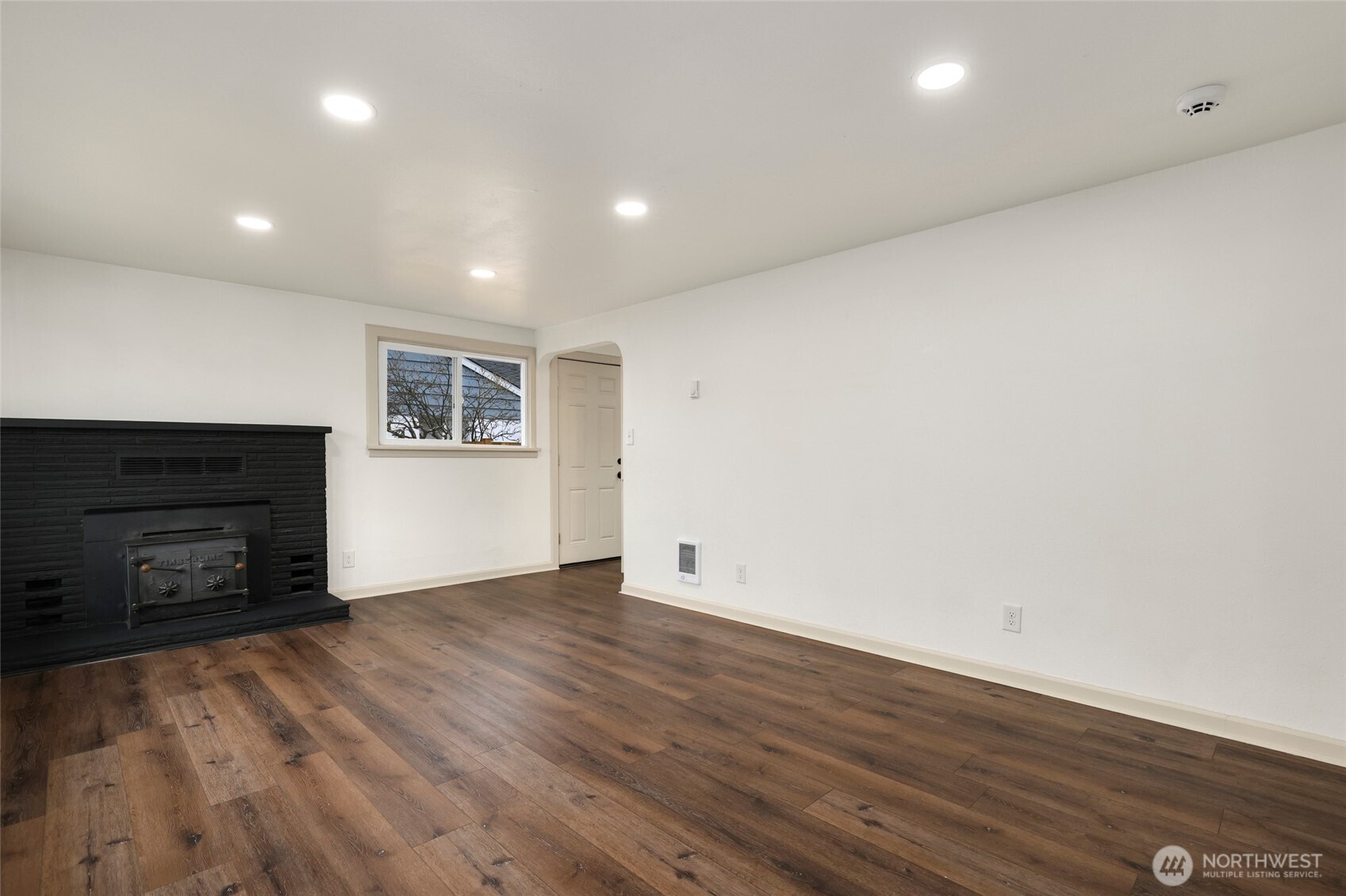 7008 S D Street Property Photo 5