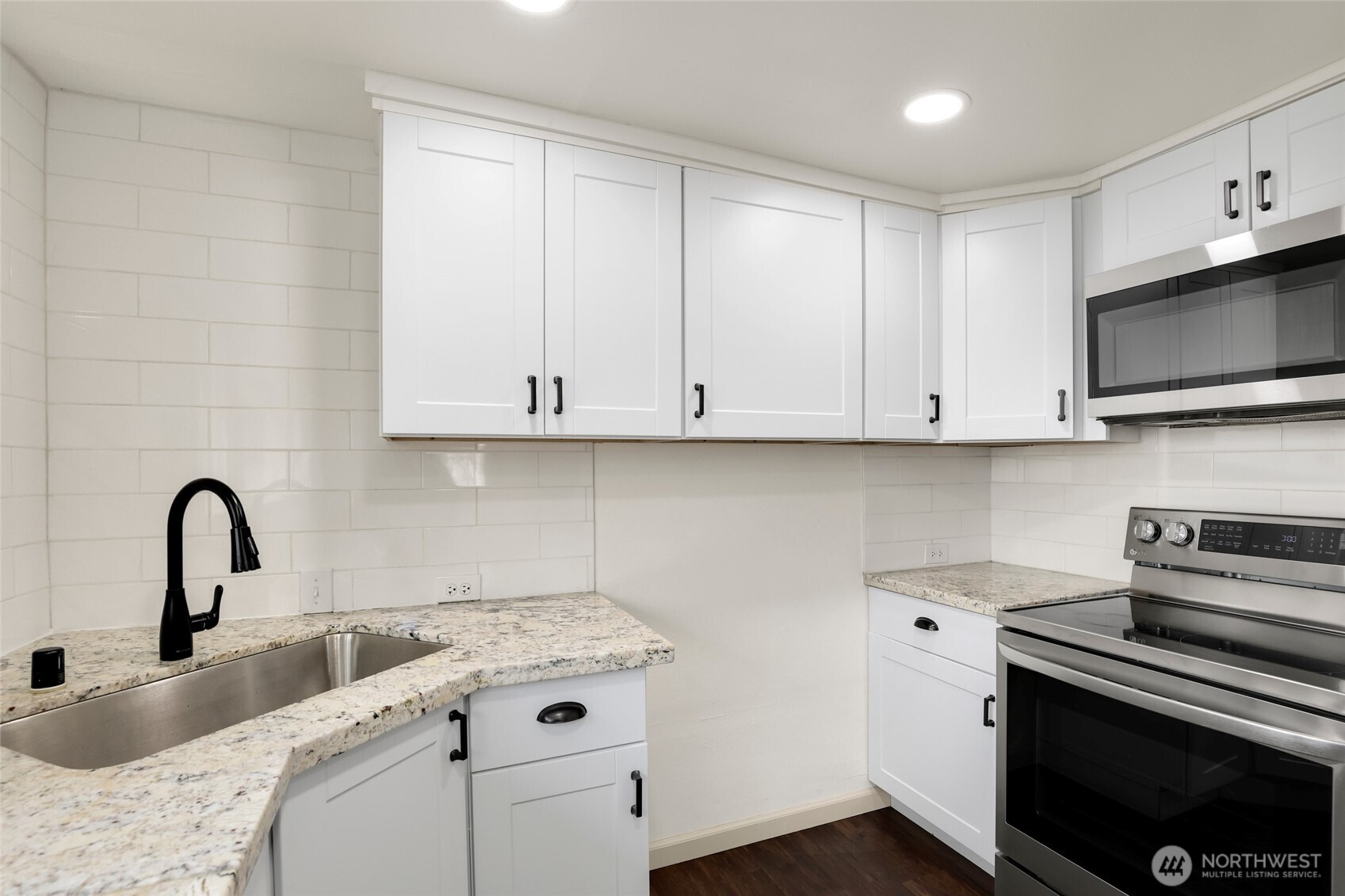 7008 S D Street Property Photo 12