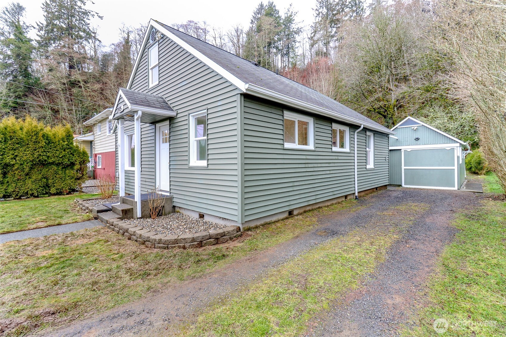 2115 Cherry Street Property Photo