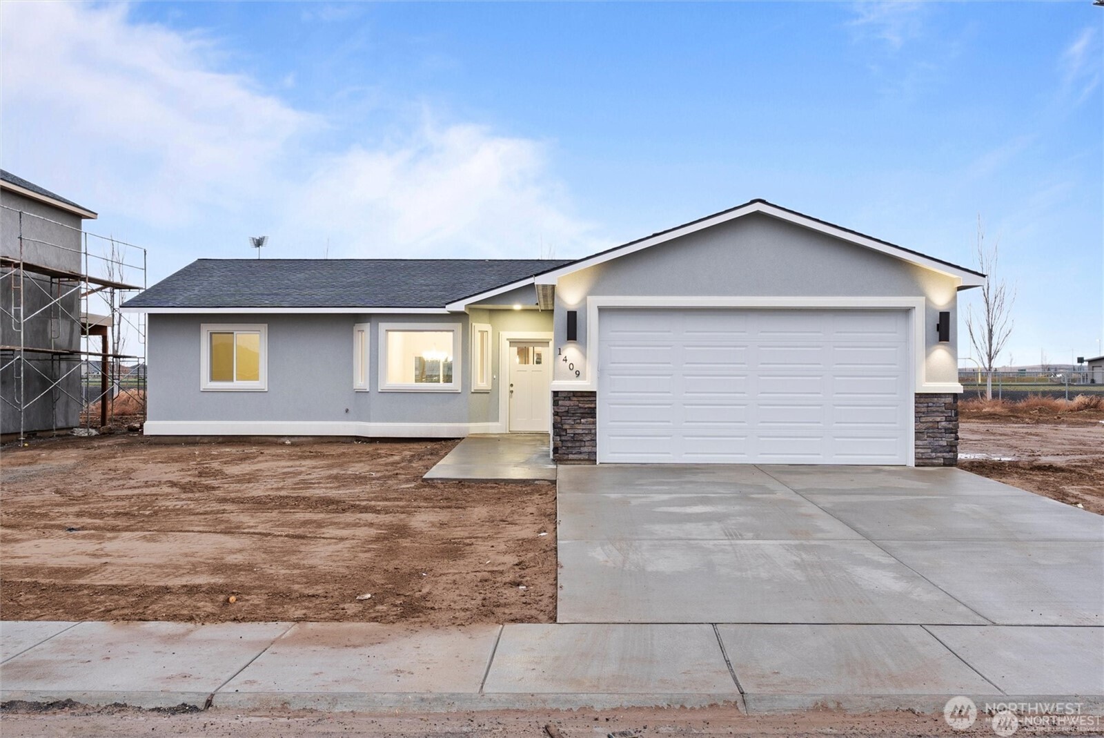 1413 7th Avenue Property Photo