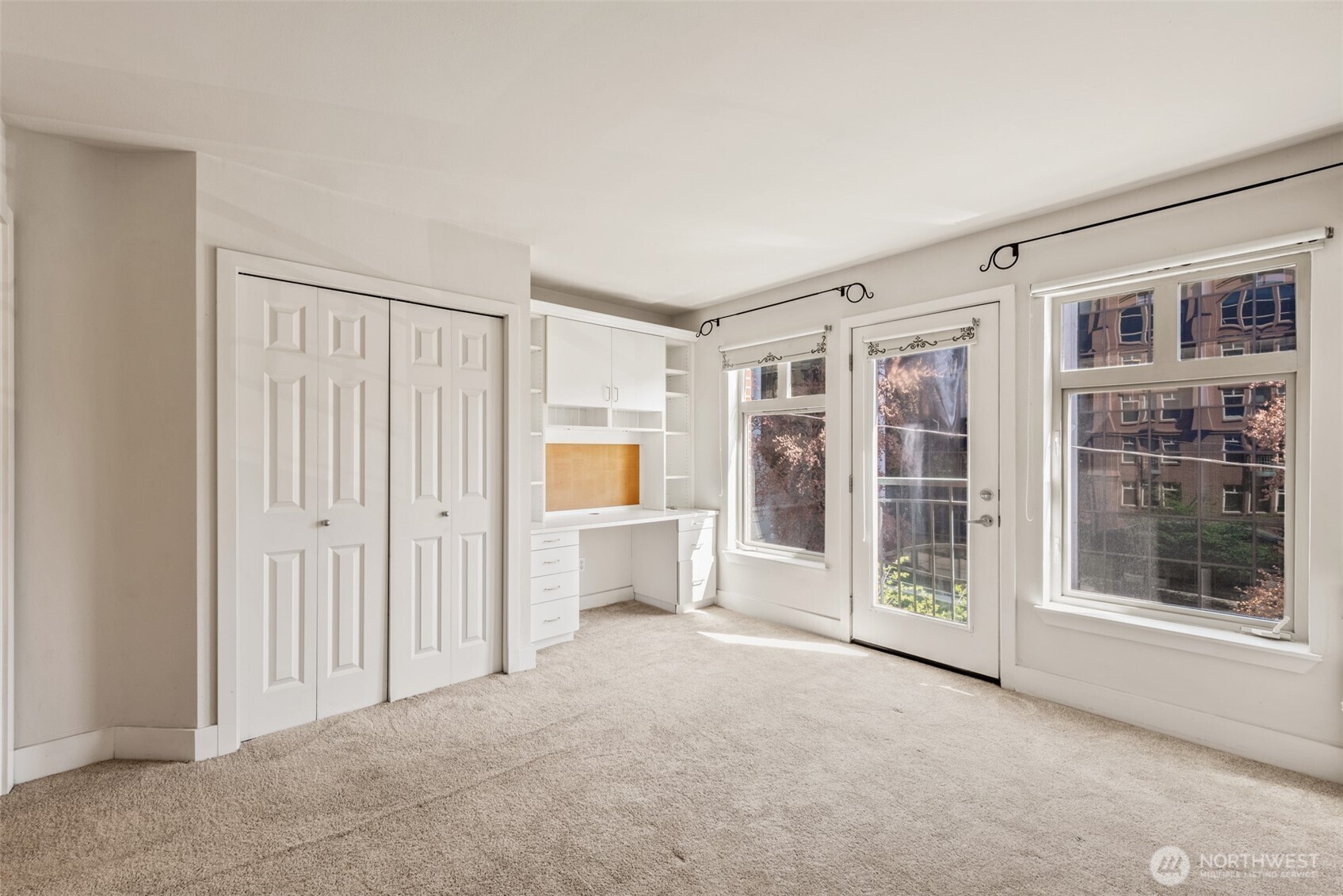 123 Queen Anne Avenue 305 Property Photo 4