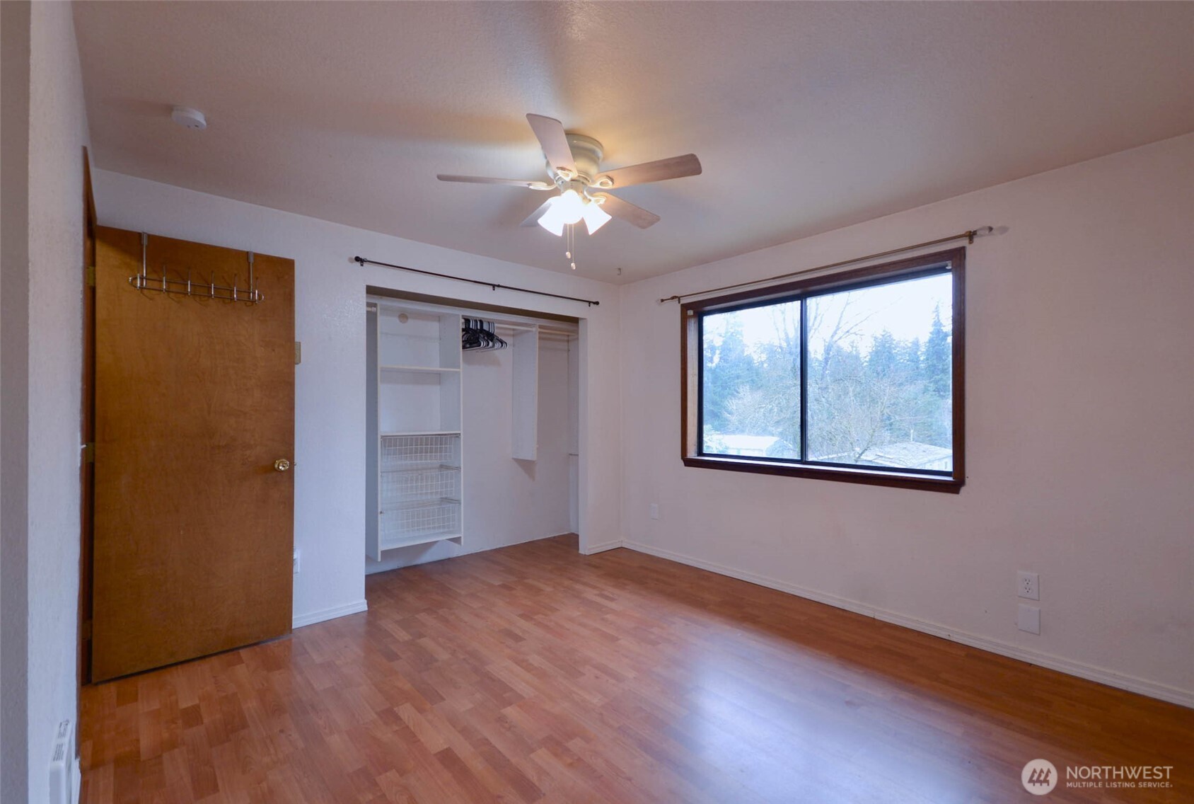 13837 Horsefall Avenue Property Photo 13