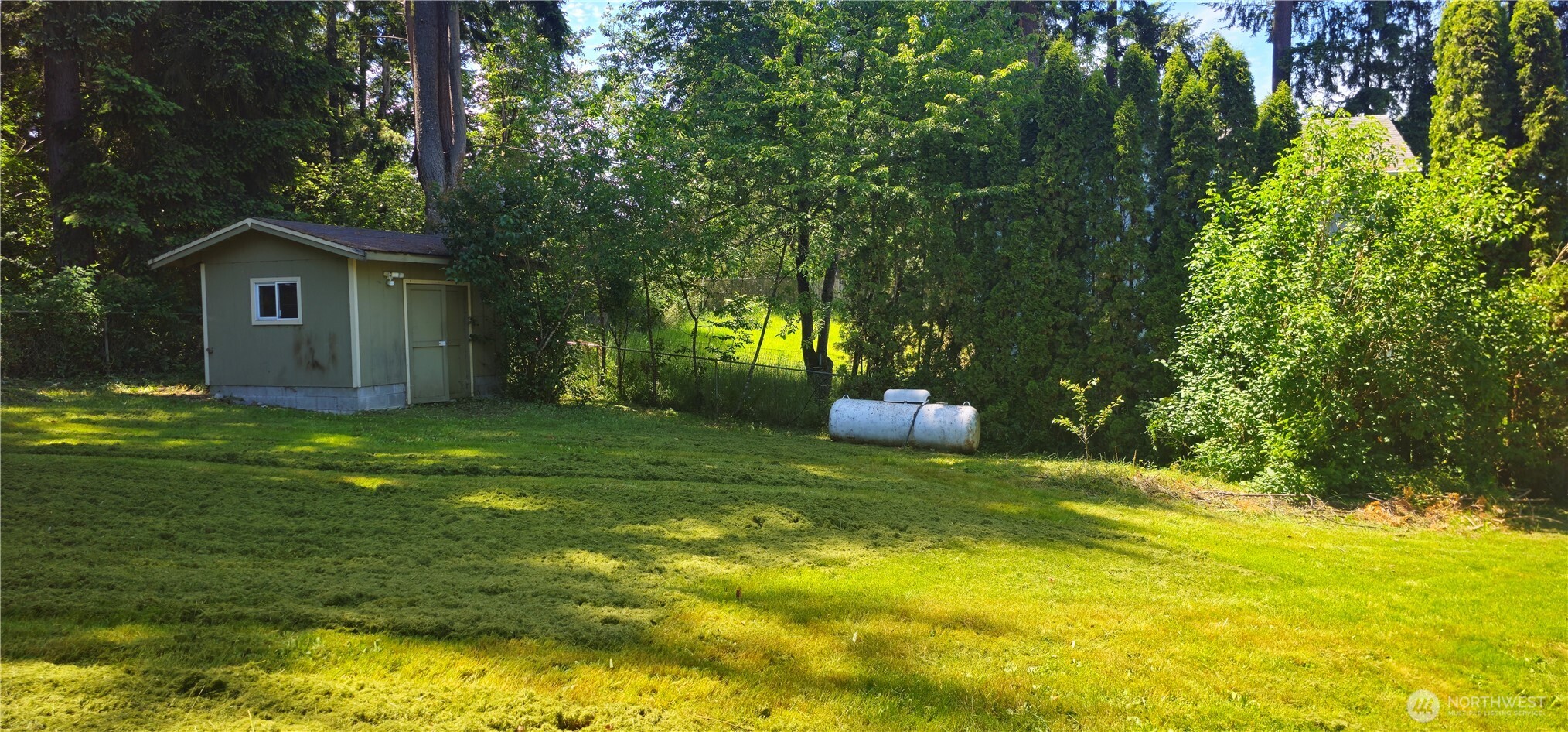 13837 Horsefall Avenue Property Photo 37