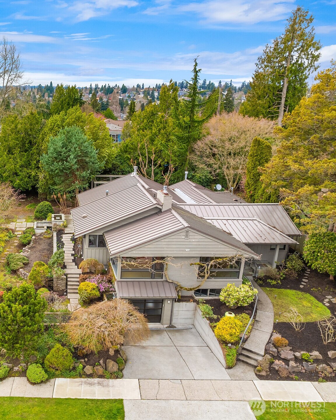 6027 Princeton Avenue Property Photo