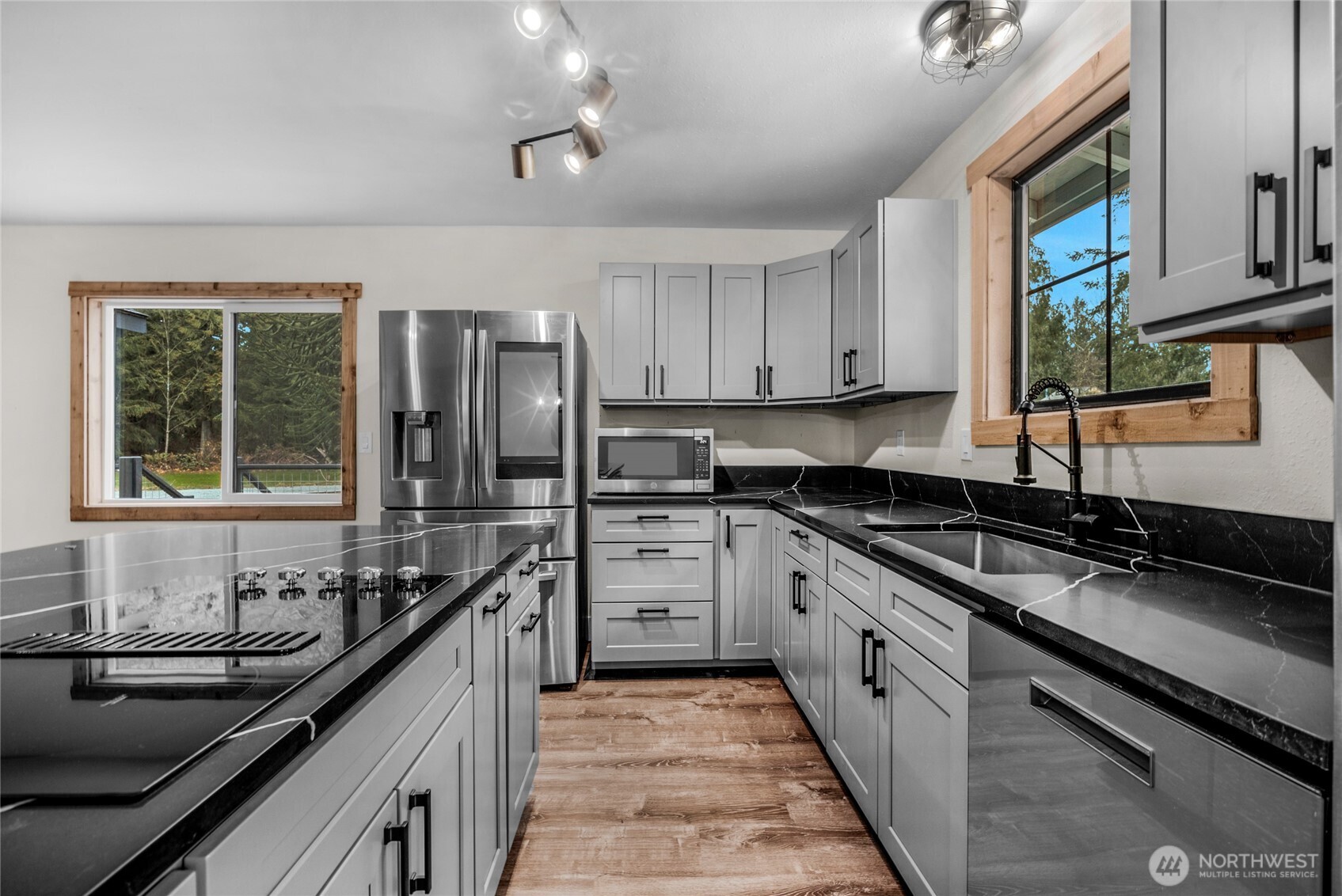 11911 Reiner Road Property Photo 10