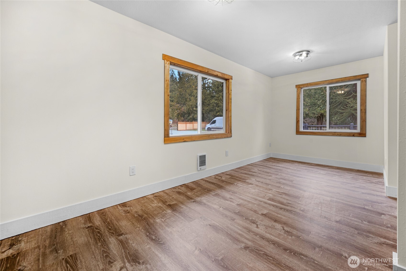 11911 Reiner Road Property Photo 27