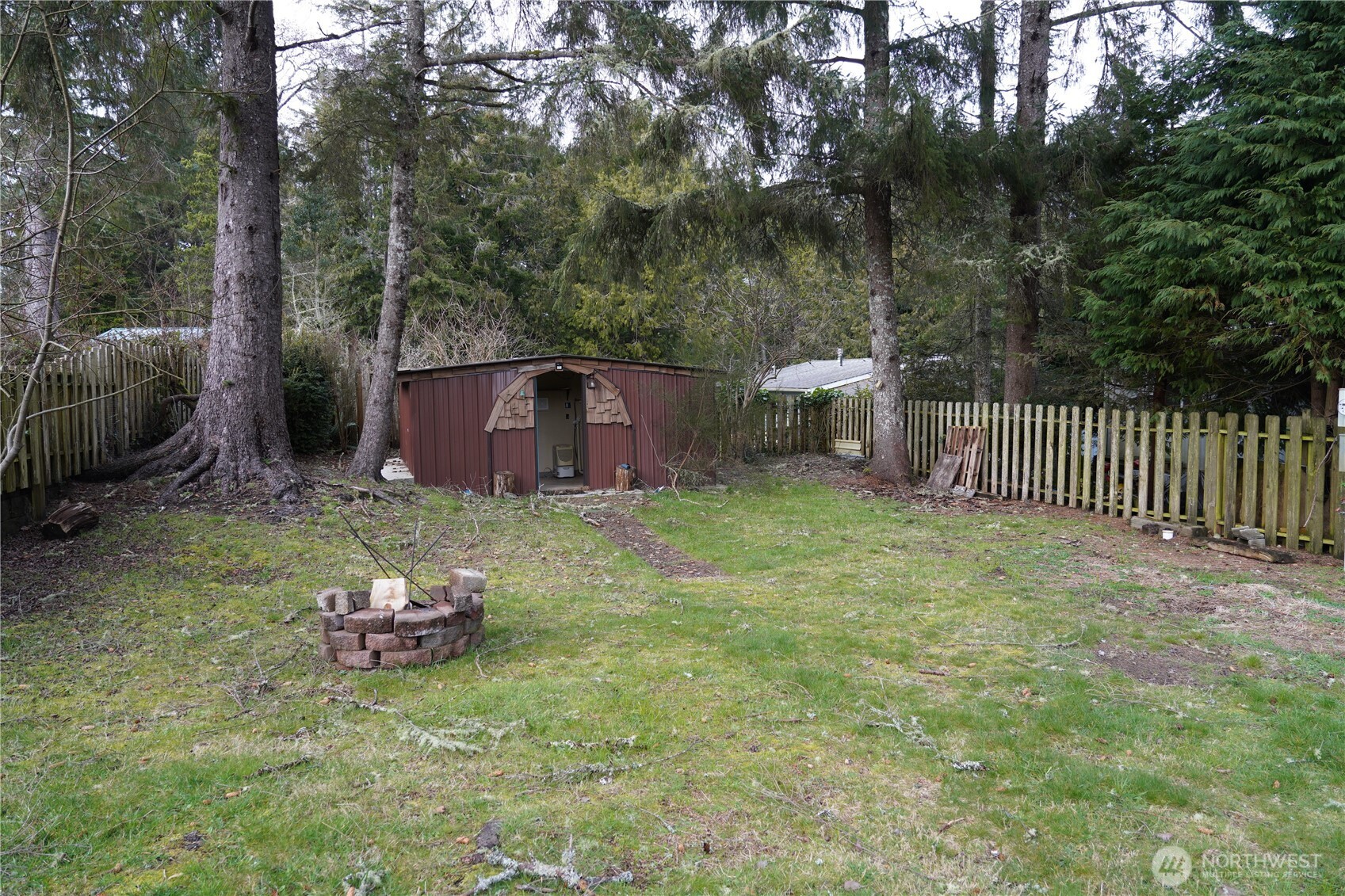 1913 322nd Place Property Photo 3