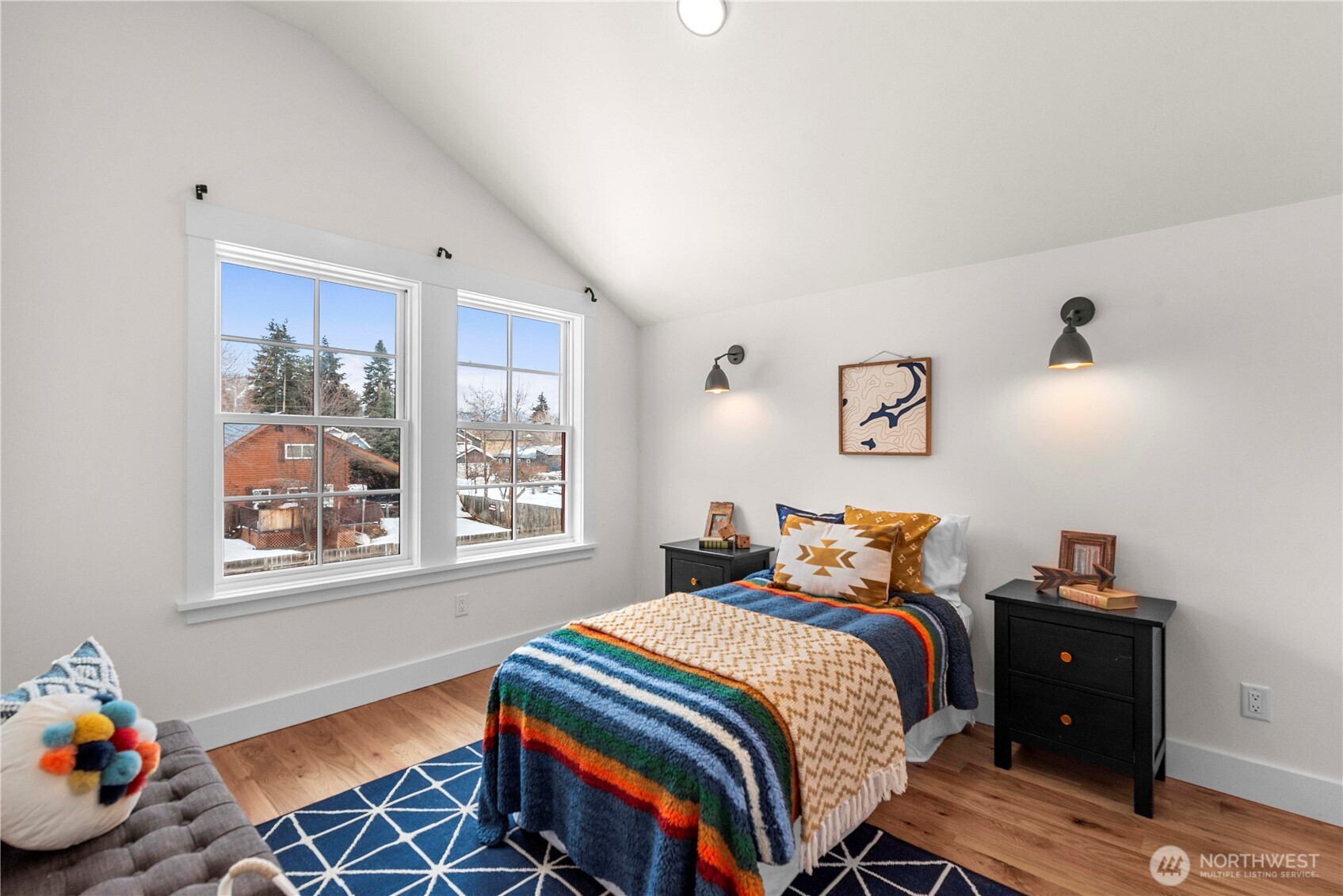 220 Park Avenue Property Photo 13