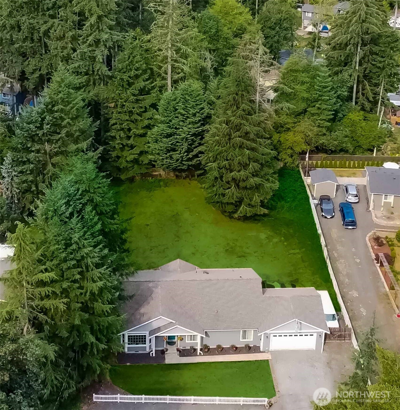 13624 142nd Avenue Property Photo 3