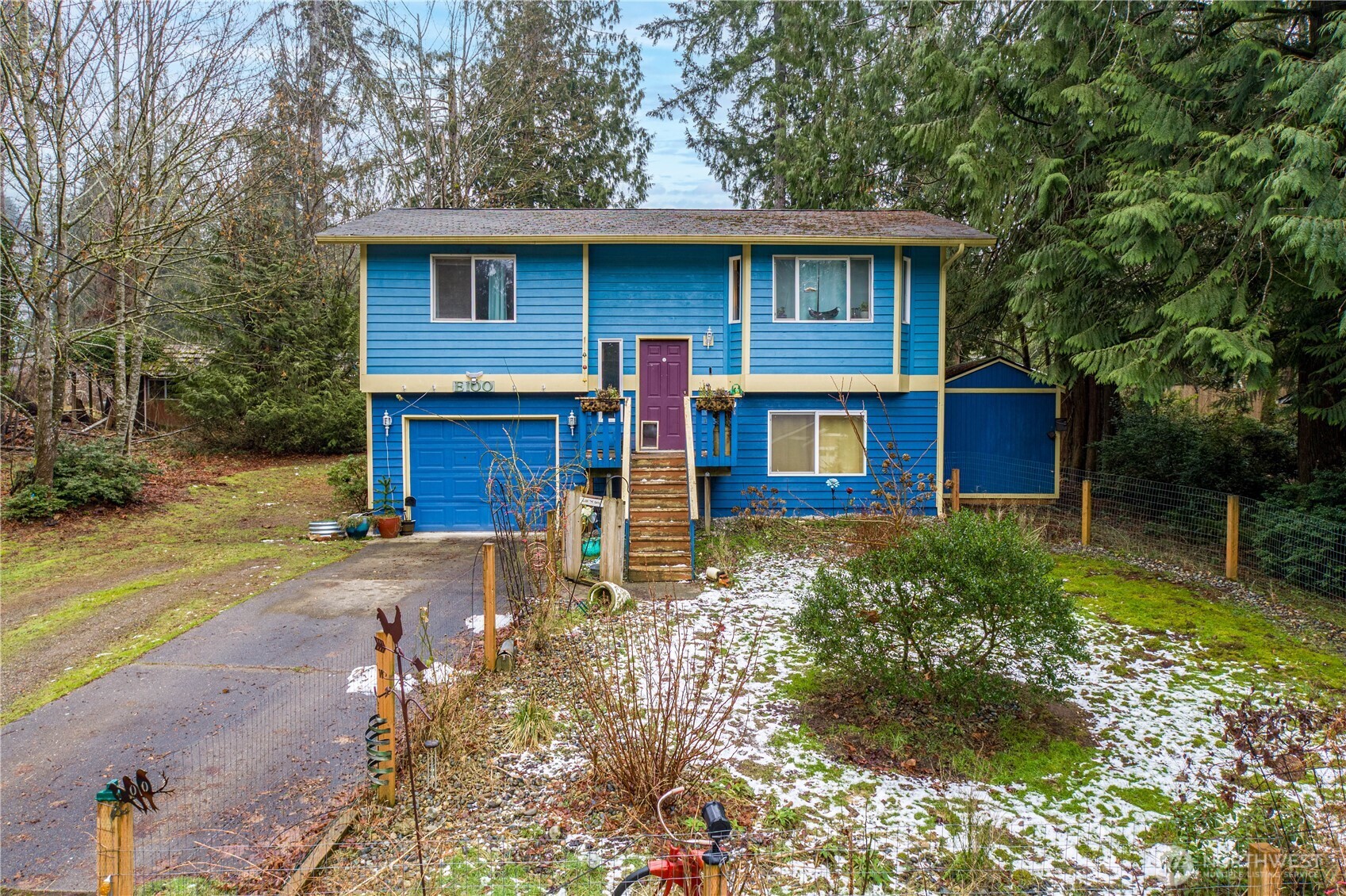 100 E Mclane Drive Property Photo