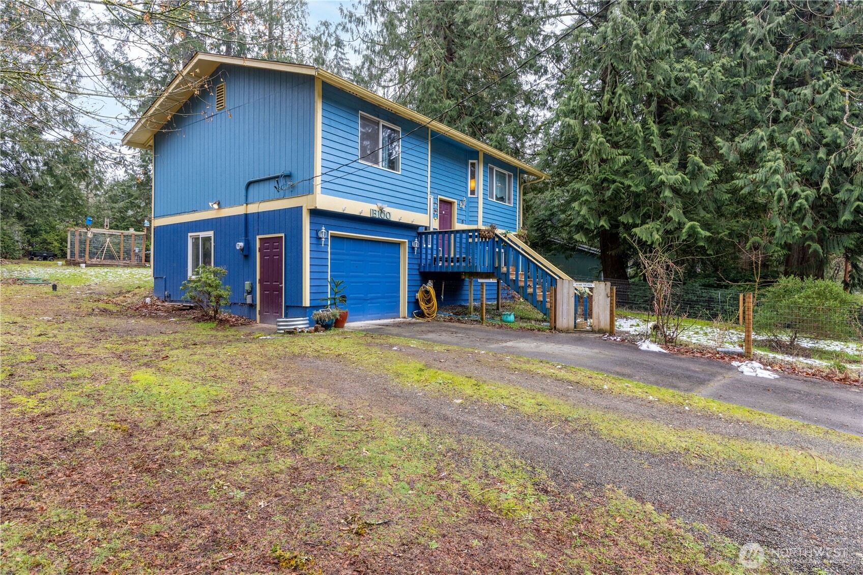 100 E Mclane Drive Property Photo 2
