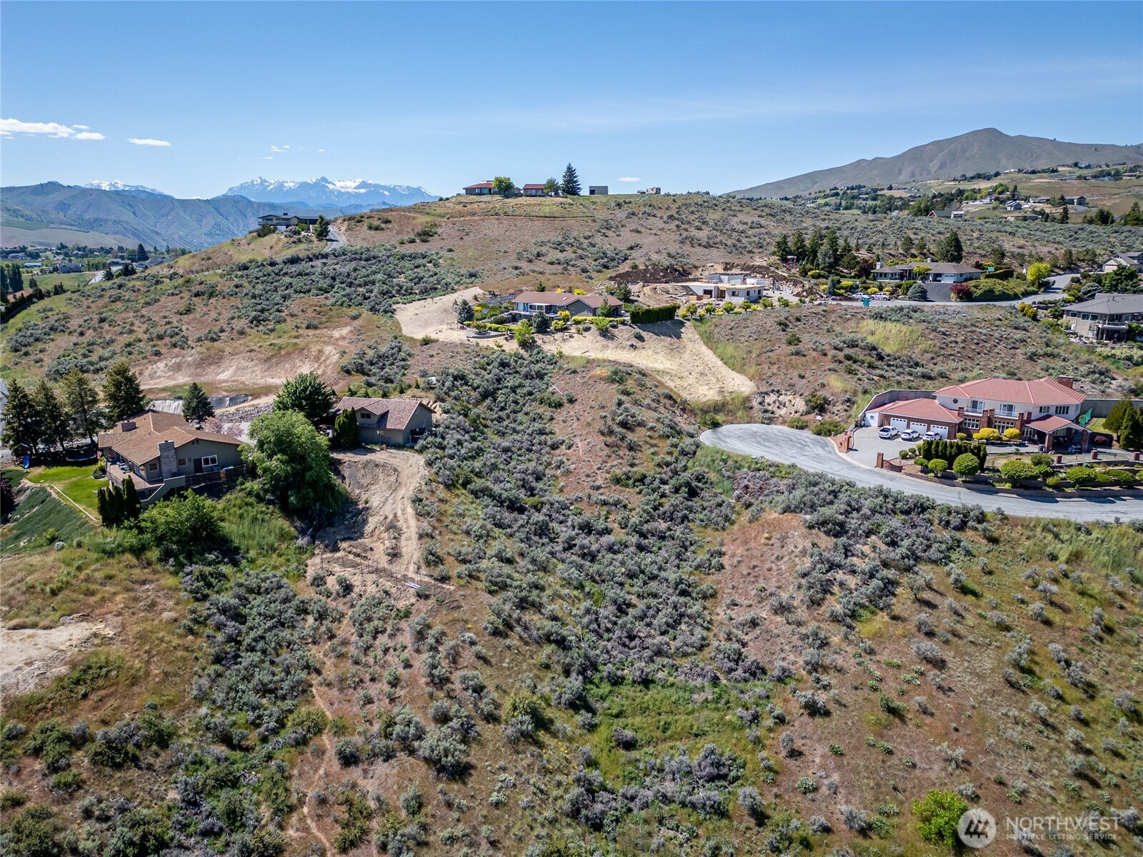 327 Mahogany Lane Property Photo 11